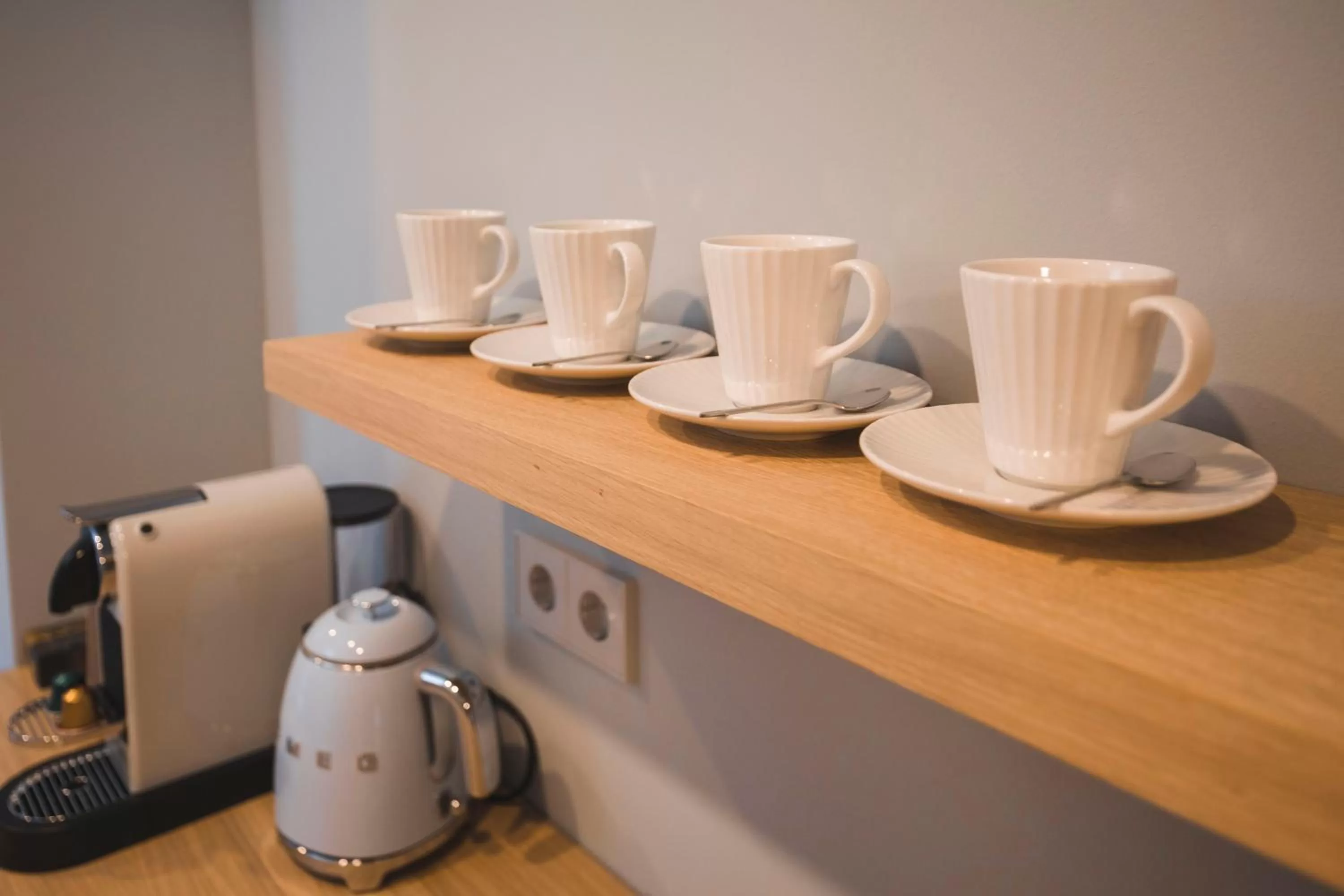 Coffee/Tea Facilities in Roze Park Rooms