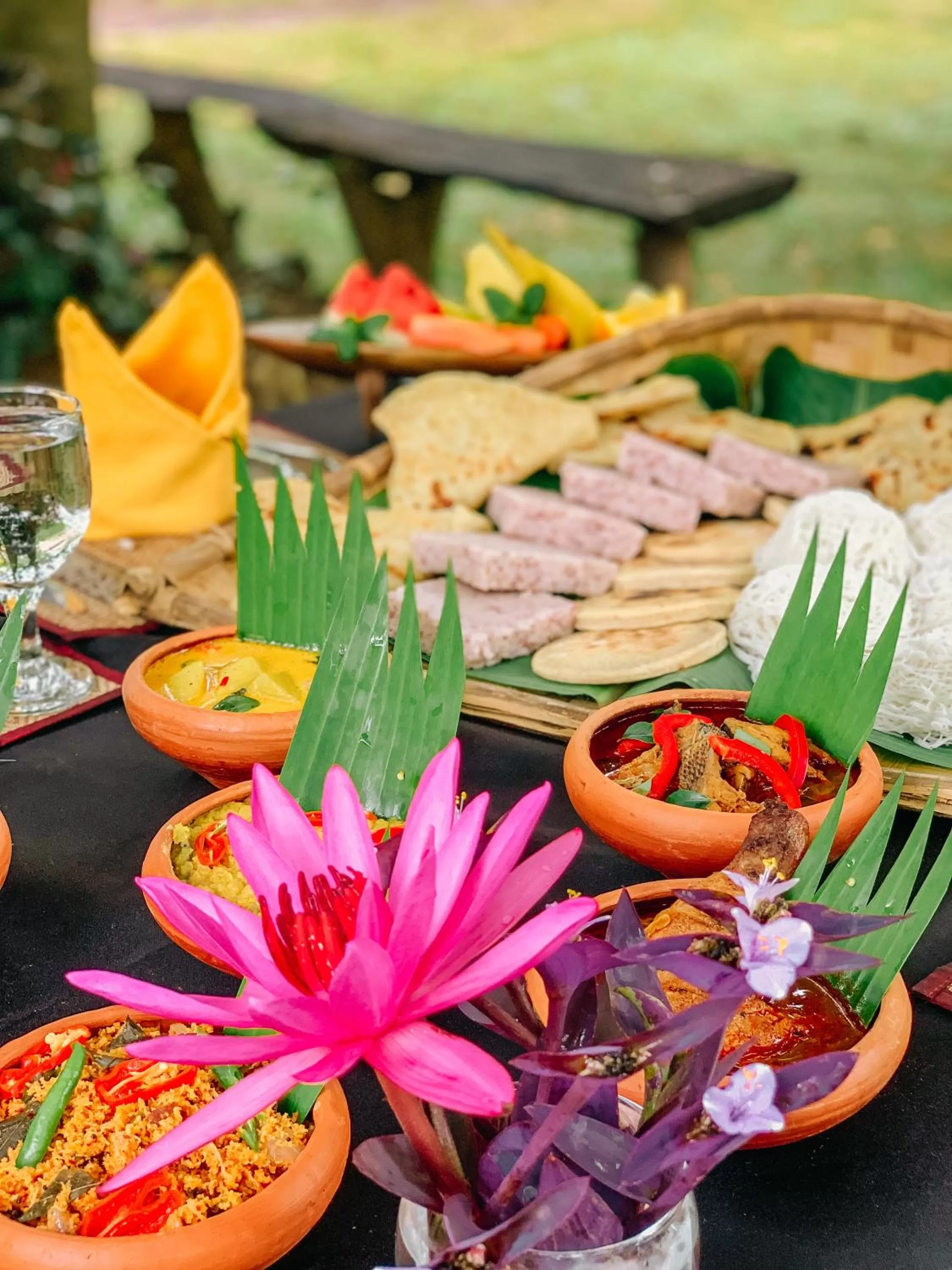 Food in Sigiriya Kingdom Gate Dambulla