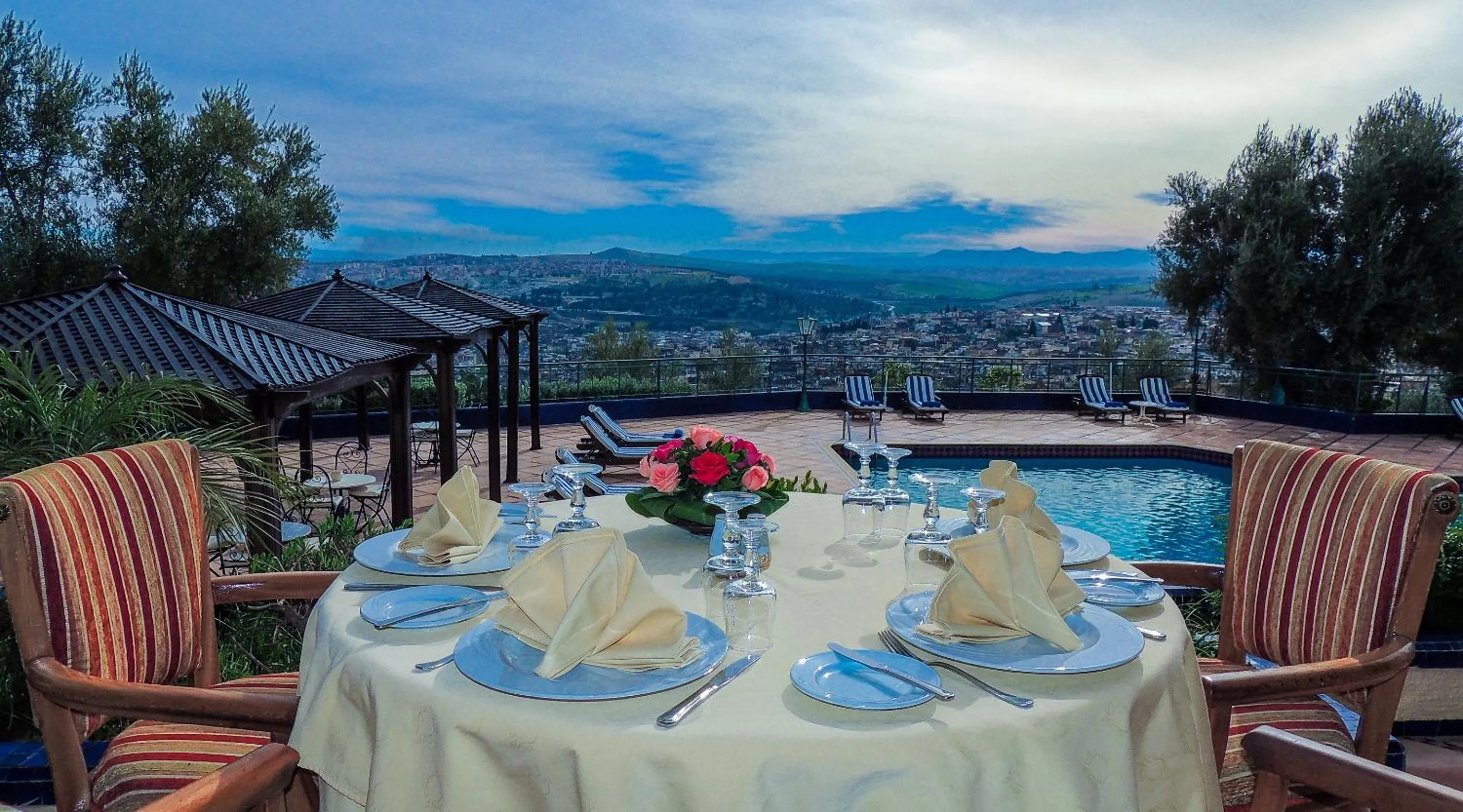 Restaurant/places to eat in Les Mérinides