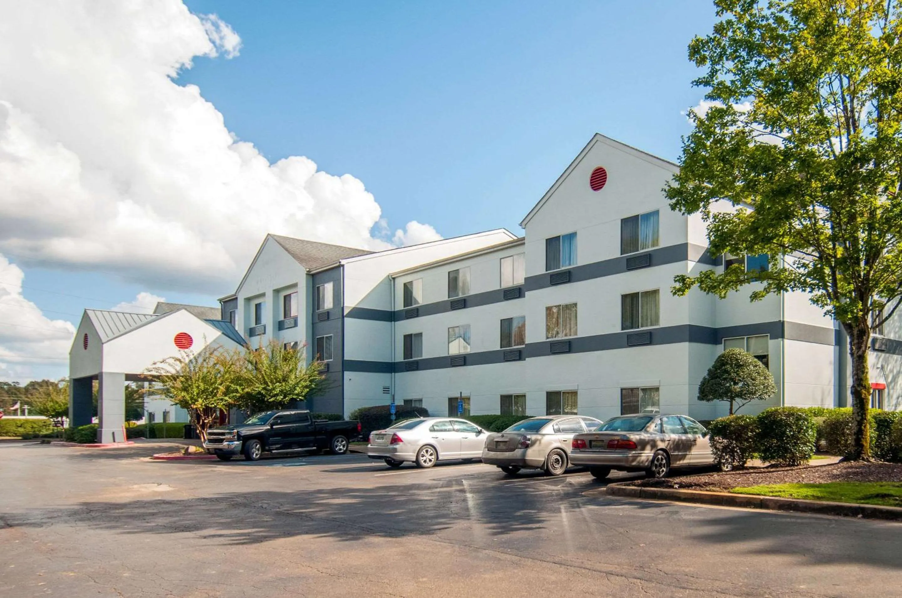 Property building in Quality Inn & Suites