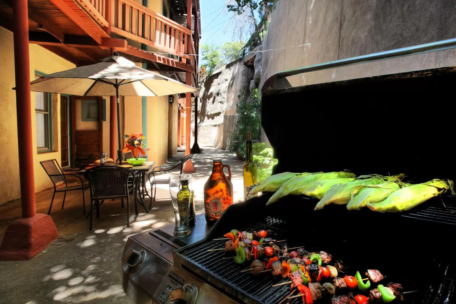 Patio in Eldorado Suites Hotel
