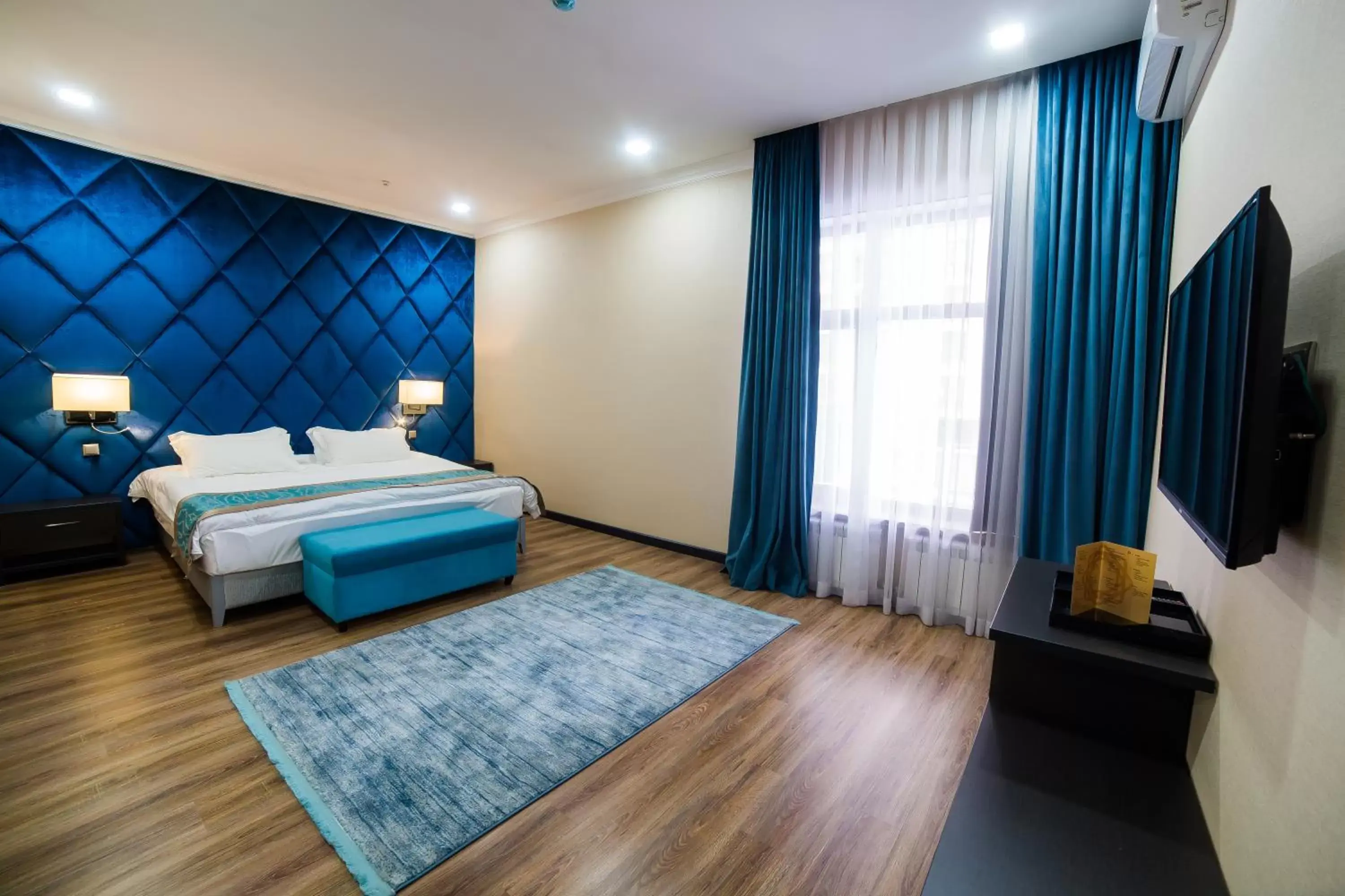 Junior Suite in Golden Hotel Junior Suite in Golden Hotel