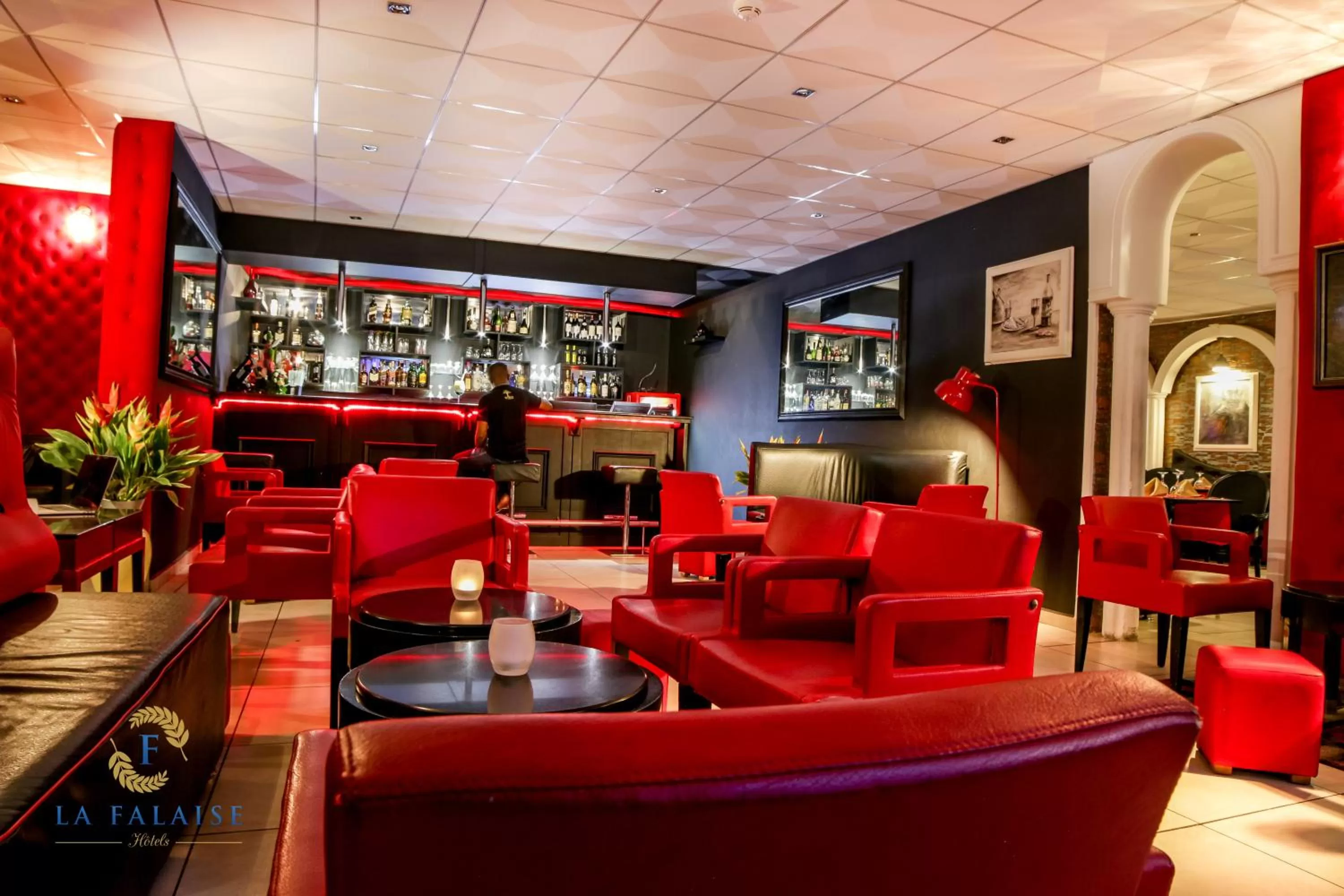 Lounge or bar in Hotel Résidence La Falaise