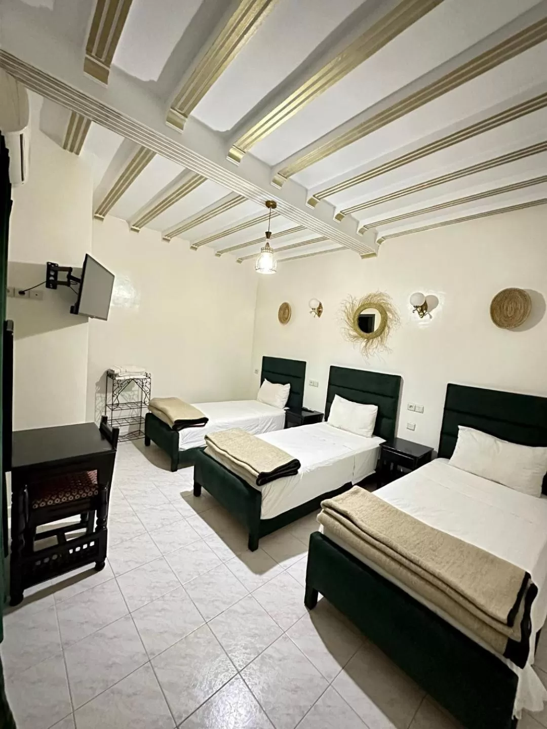 Bed in Hôtel Restaurant Zaghro