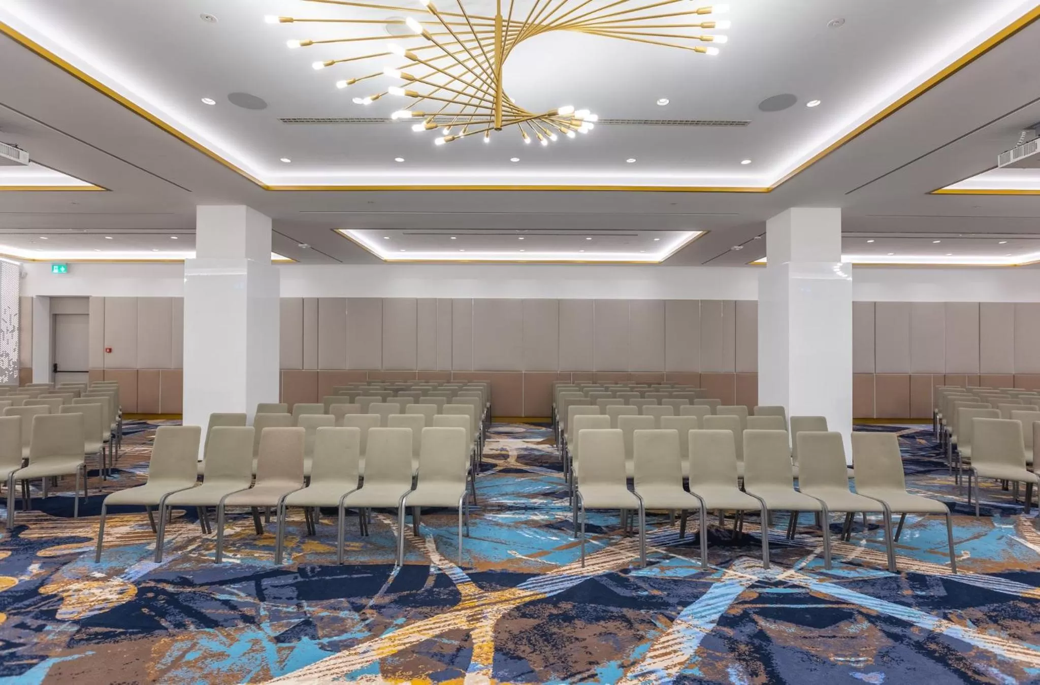 Lobby or reception in Crowne Plaza Belgrade by IHG