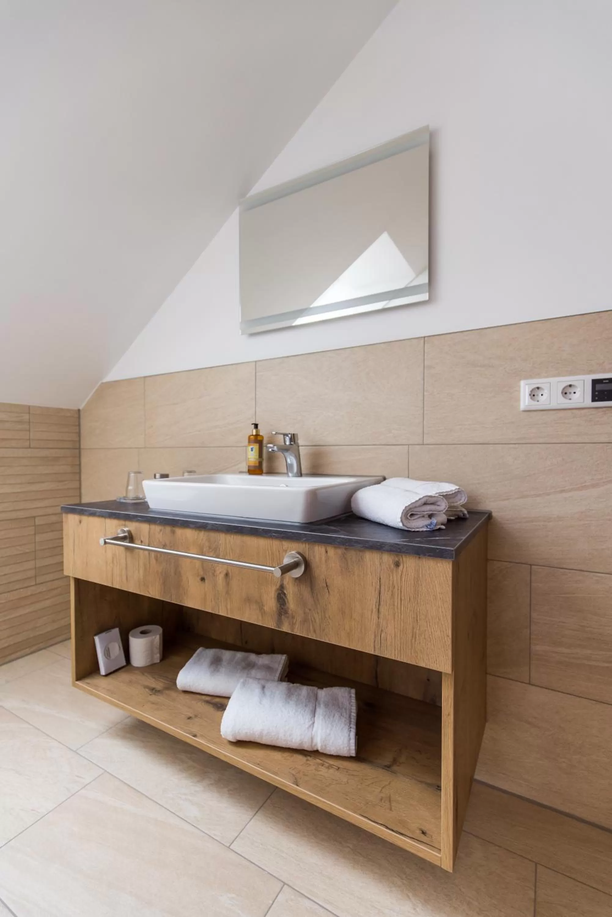 Bathroom in Brauereigasthof Zum Löwenbräu