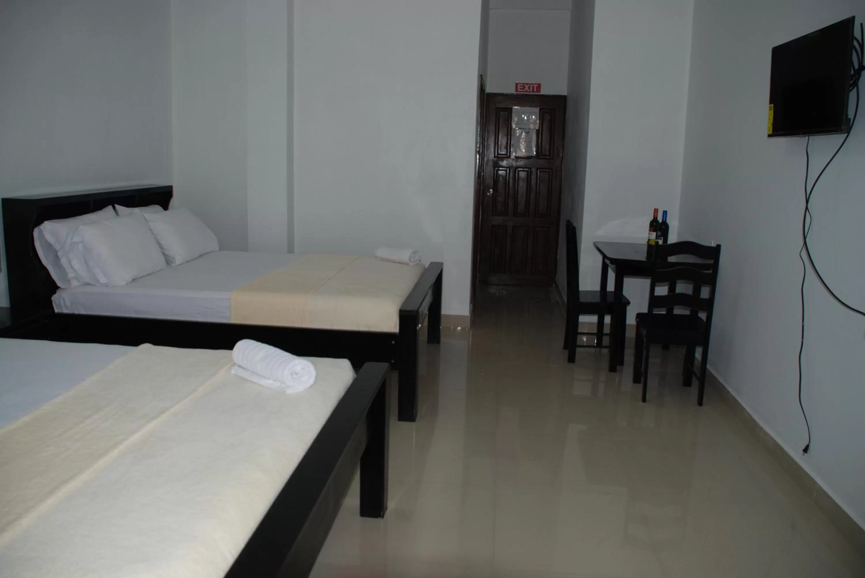 Hotel Coastalbay 2 & Golf Cart Rental