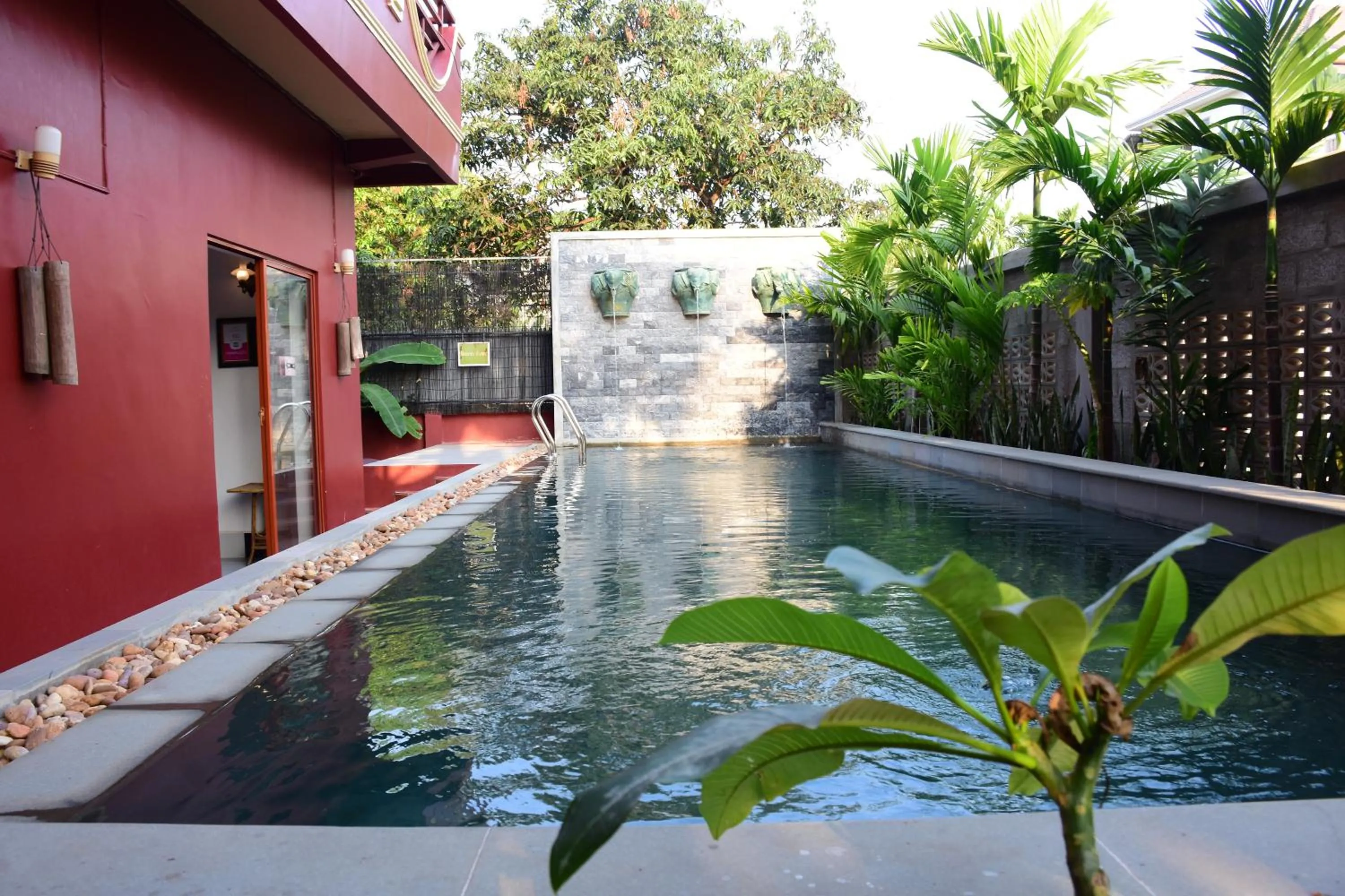 Swimming pool in Bou Savy Guesthouse