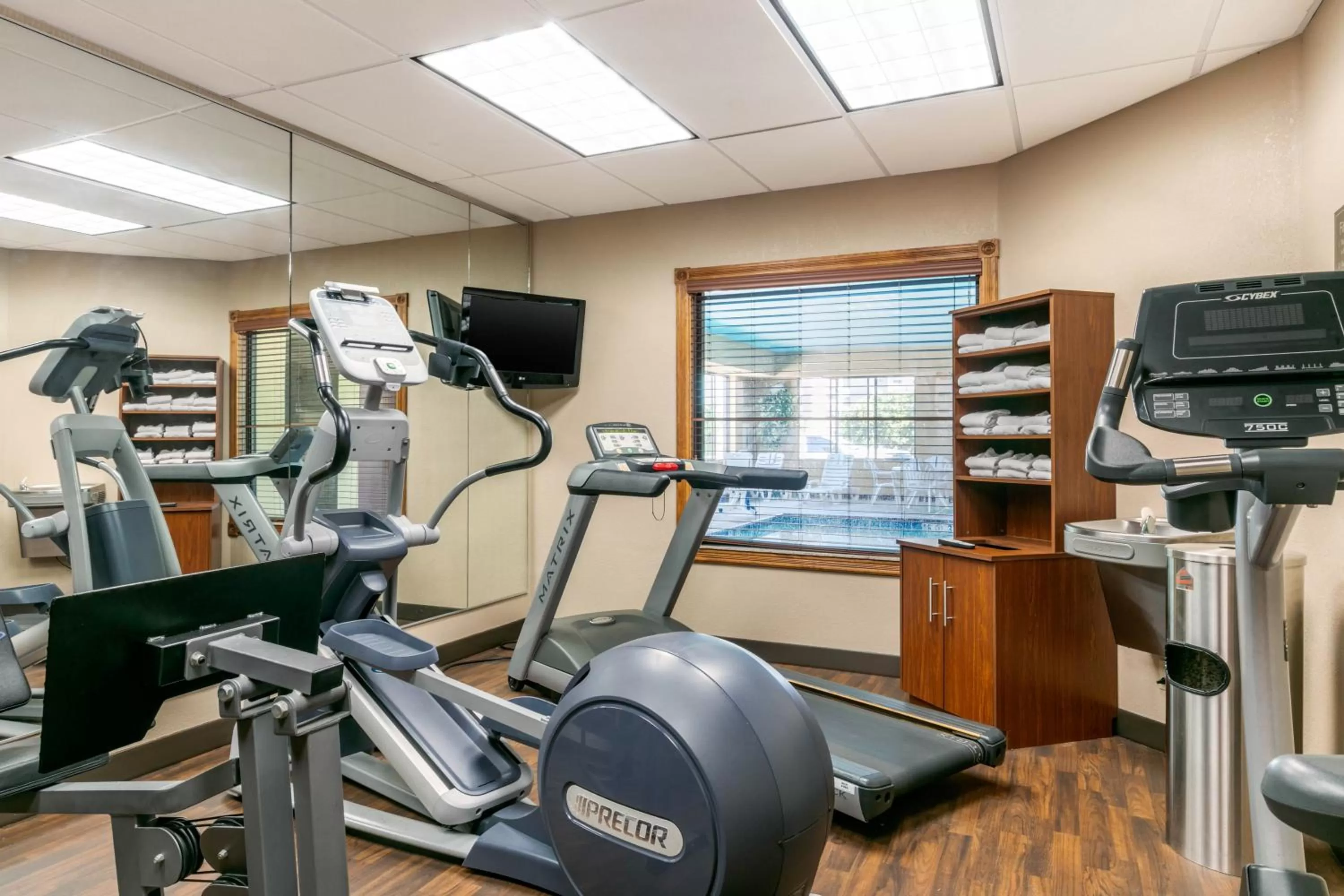 Fitness centre/facilities in Comfort Suites Hopkinsville near Fort Campbell