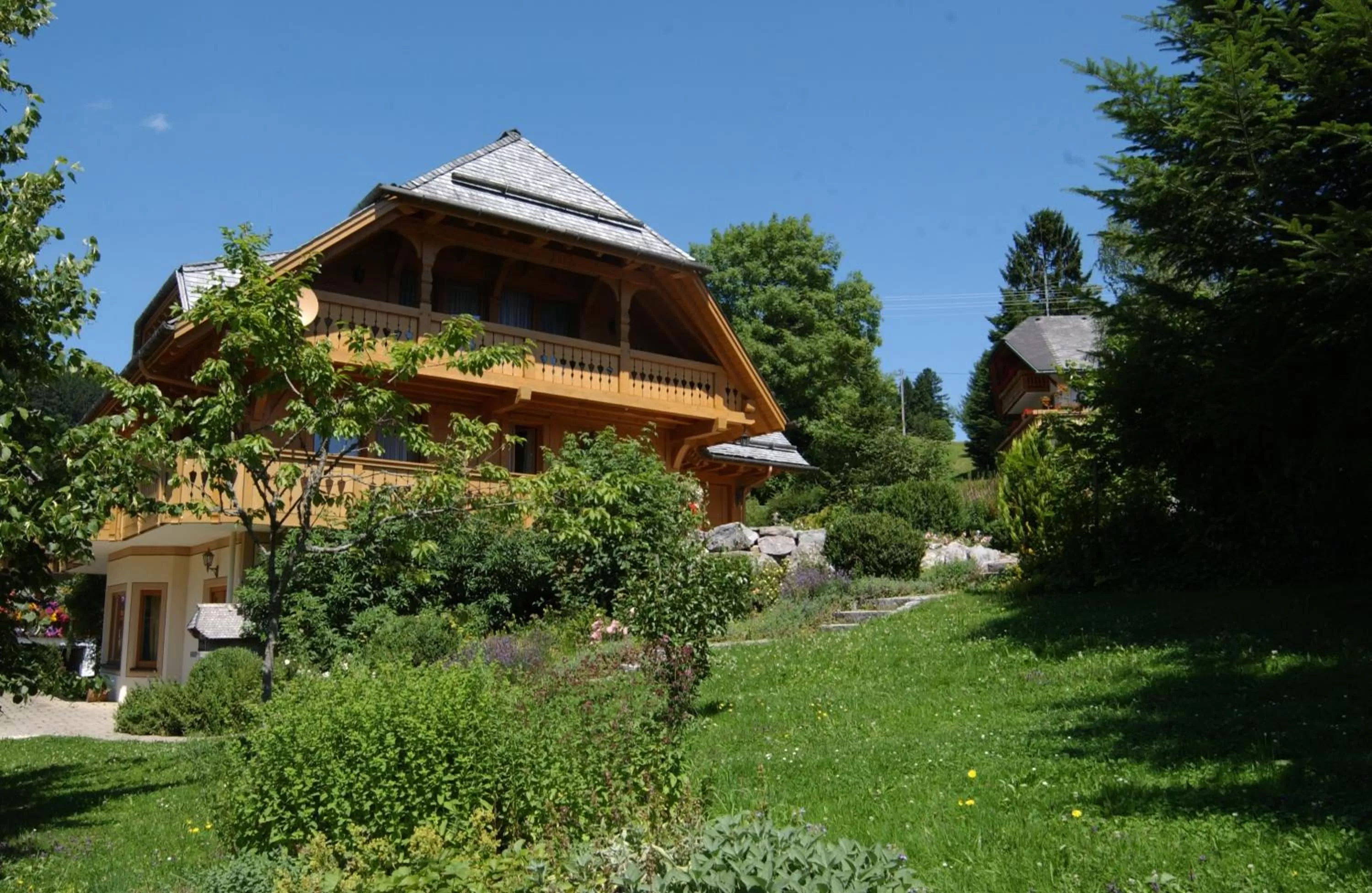Property Building in Hotel Schwarzwald-Gasthof Rößle