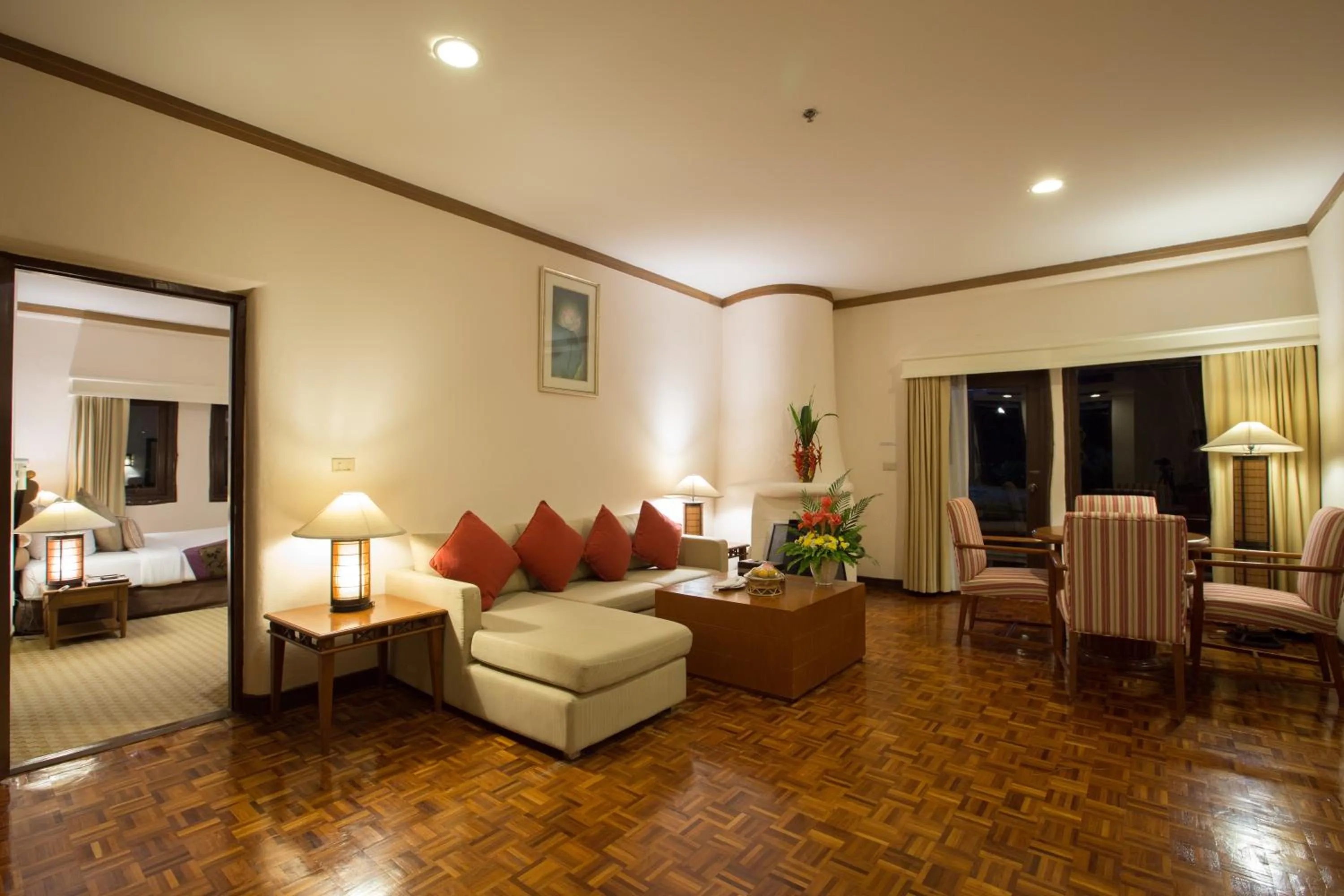 Living room in Imperial Phukaew Hill Resort