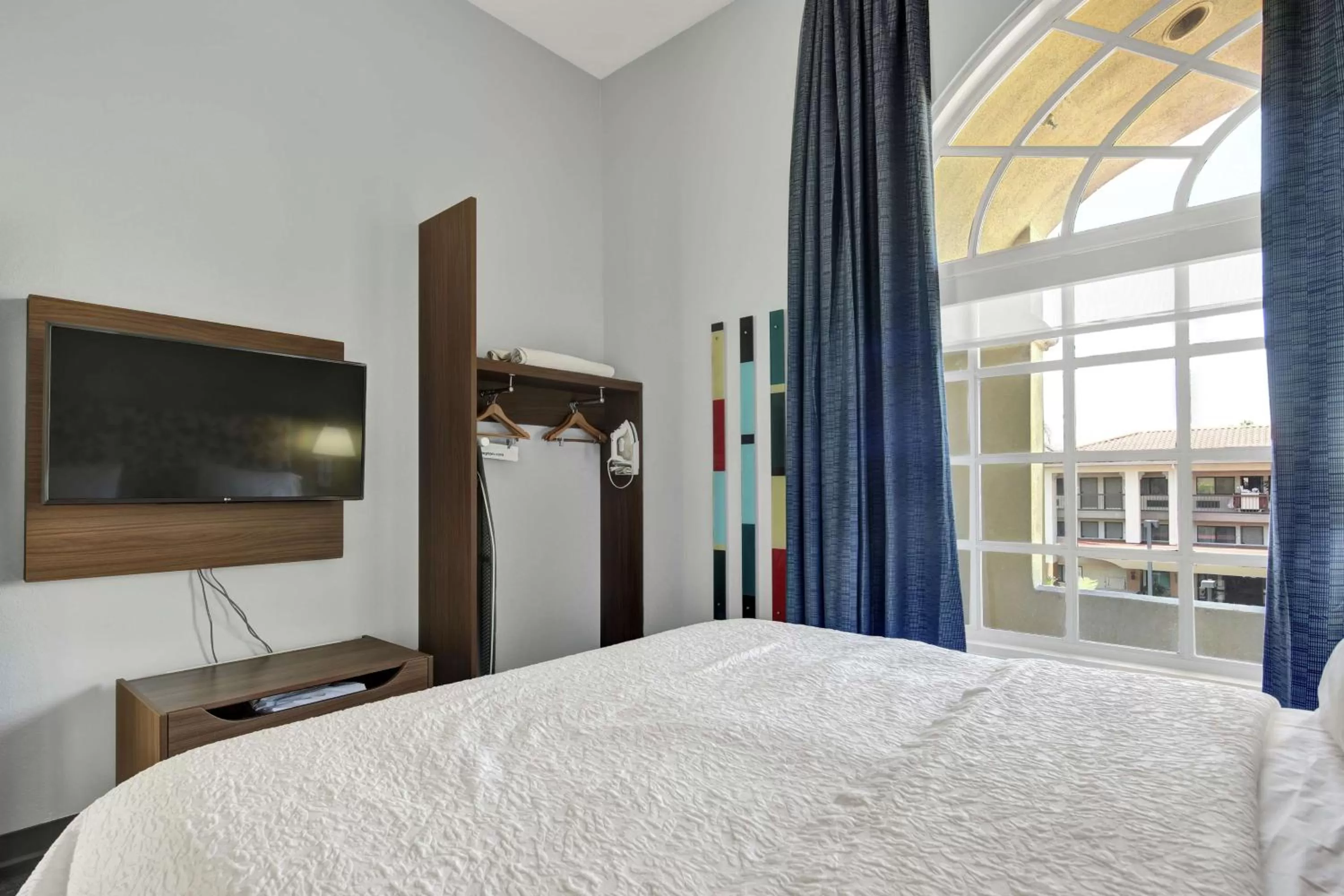 Bedroom in Express Inn