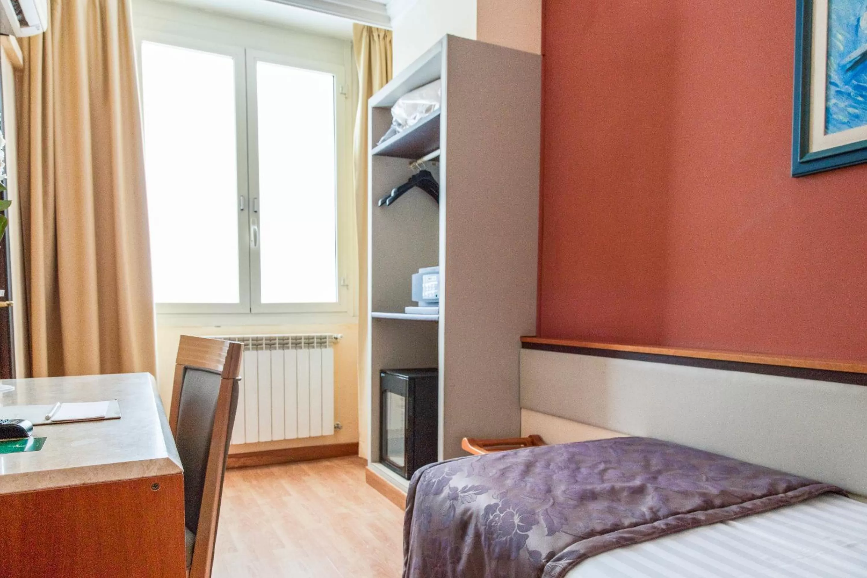 Photo of the whole room, Bed in Vibe Nazionale