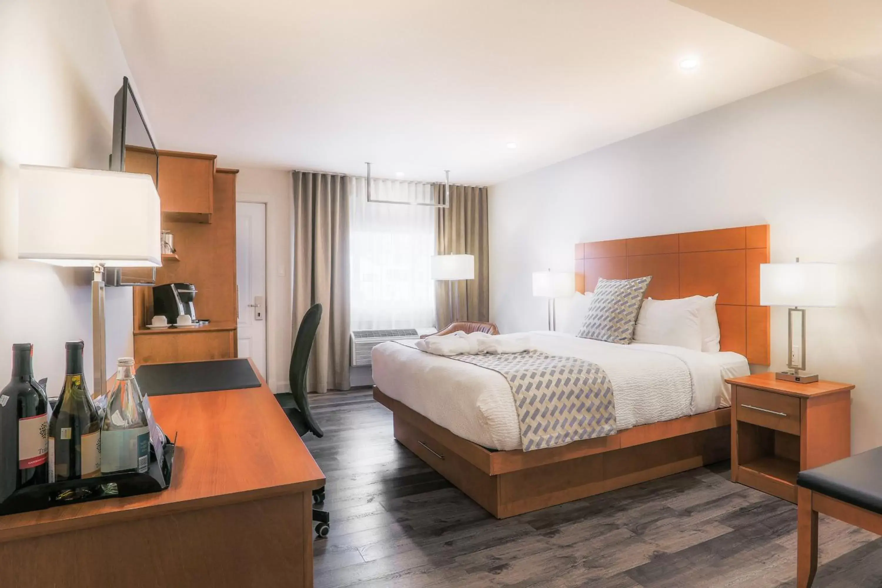 Comfort King Size Room in Hôtel & cie Comfort King Size Room in Hôtel & cie