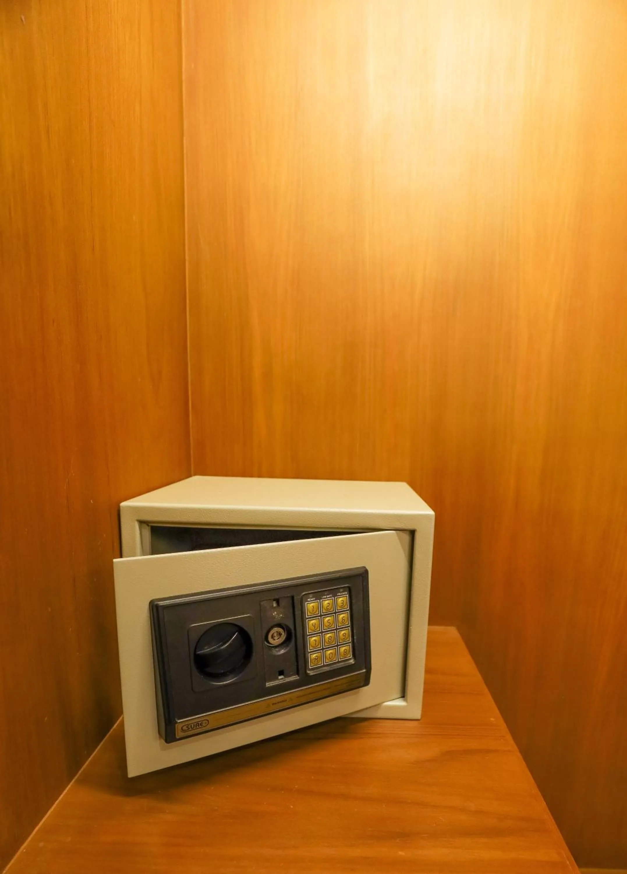 Area and facilities in Tara Court Hotel