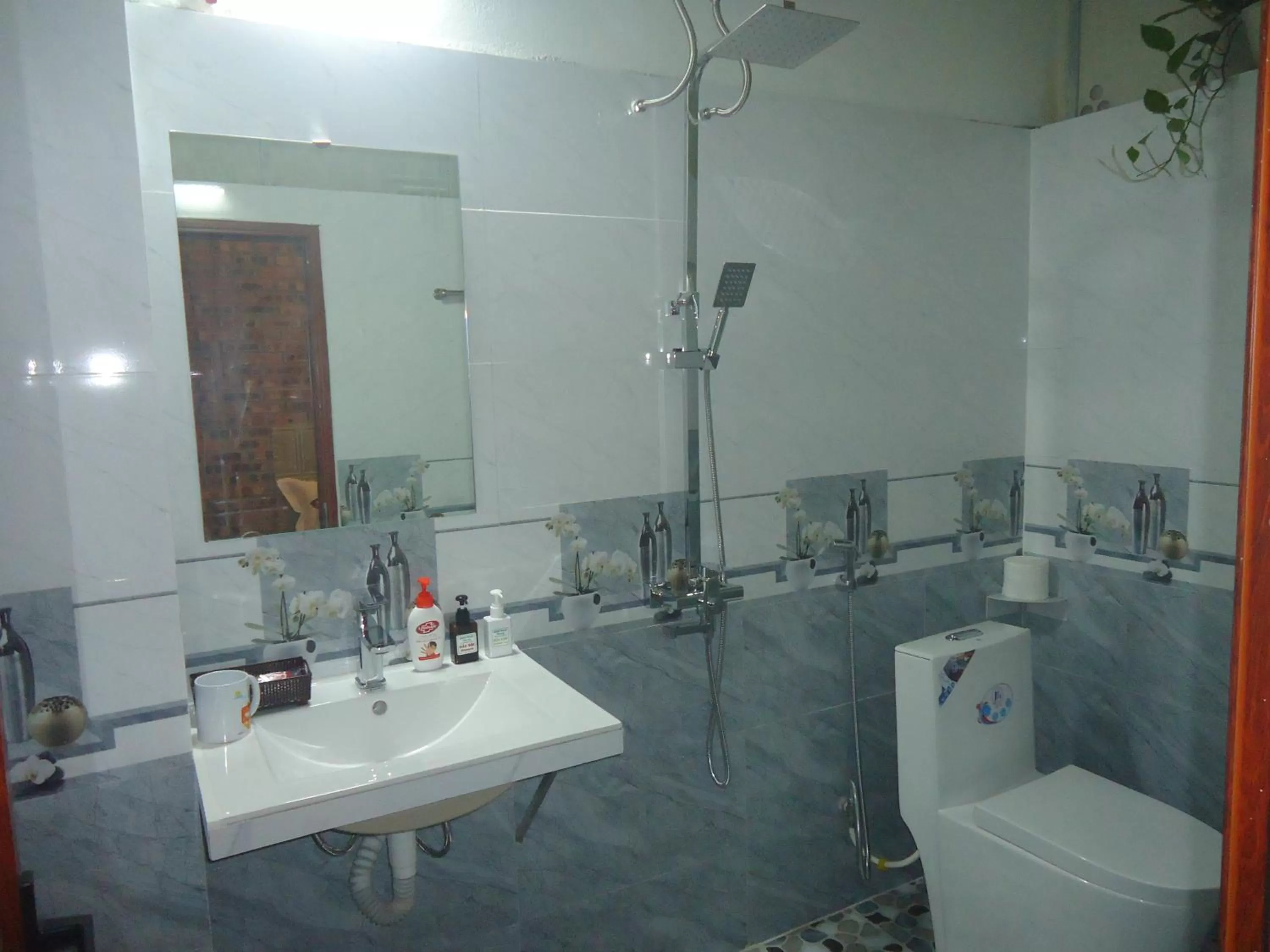 Shower in Green Space Homestay