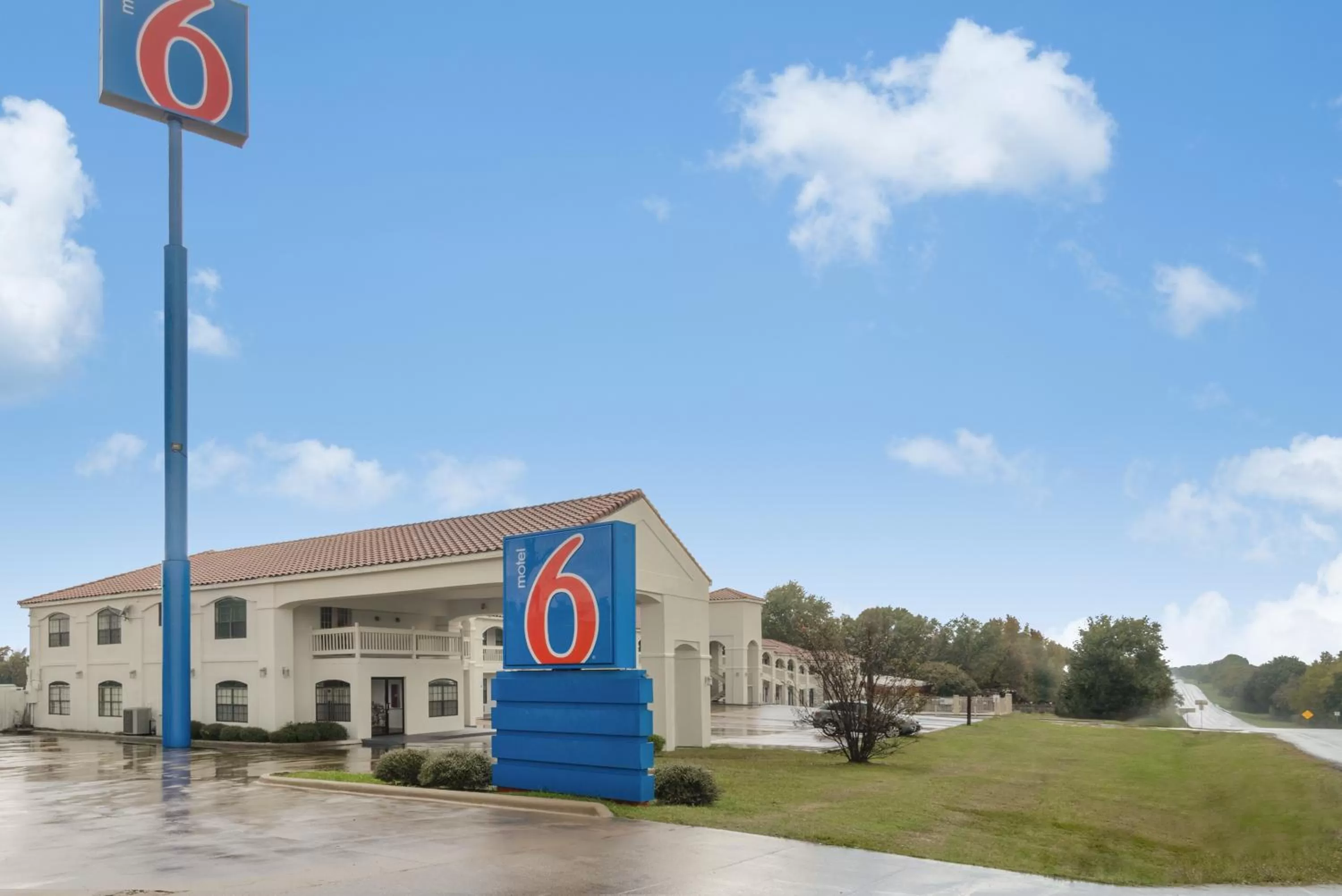 Motel 6-Canton, TX