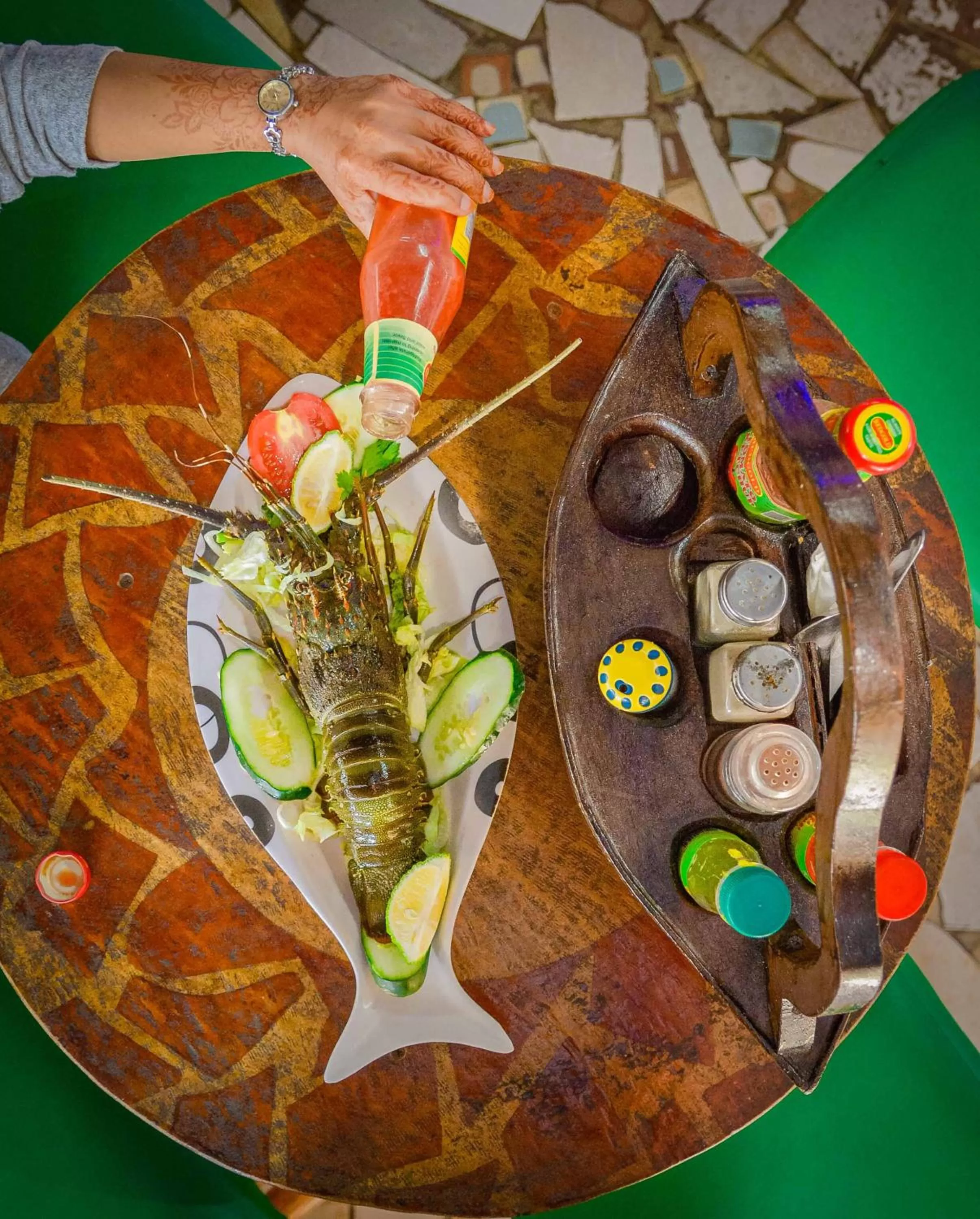 Restaurant/places to eat in Best Western Jangwani Sea Breeze Resort