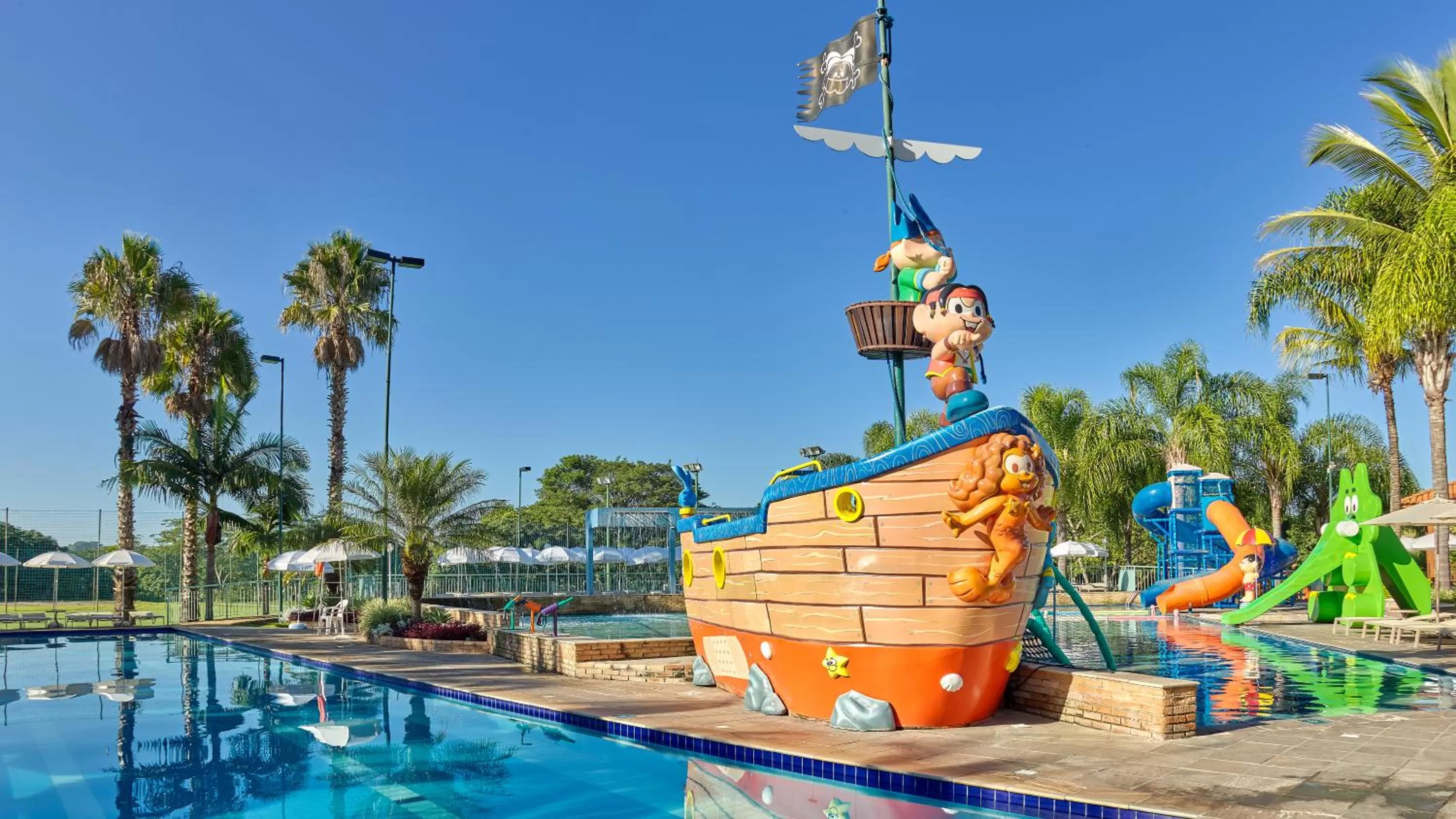 Swimming pool in Bourbon Resort Atibaia