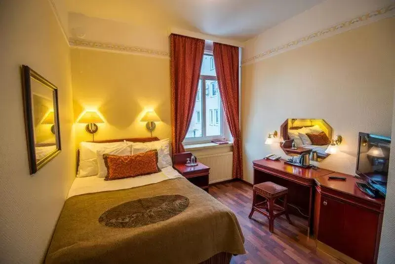 Single Room in Hotel Astor Single Room in Hotel Astor