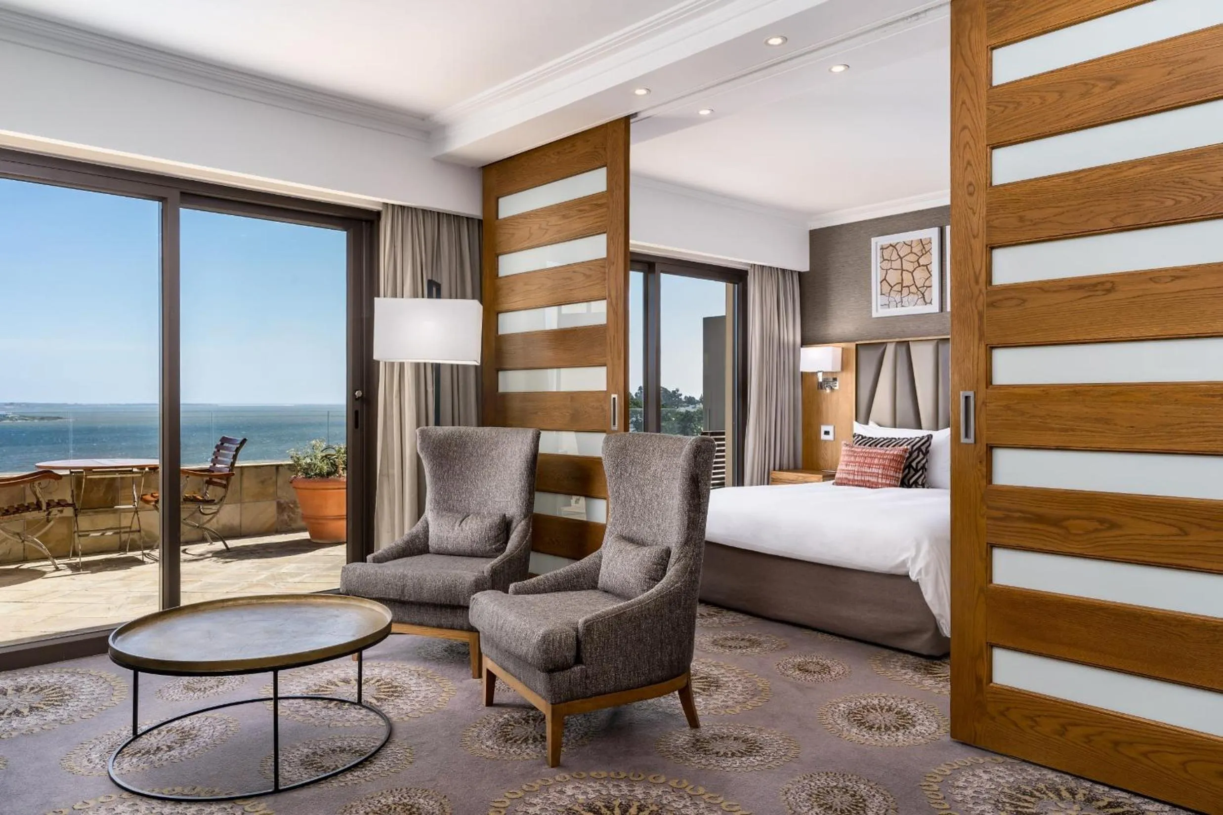 Seating area, Bed in Arabella Hotel, Golf and Spa