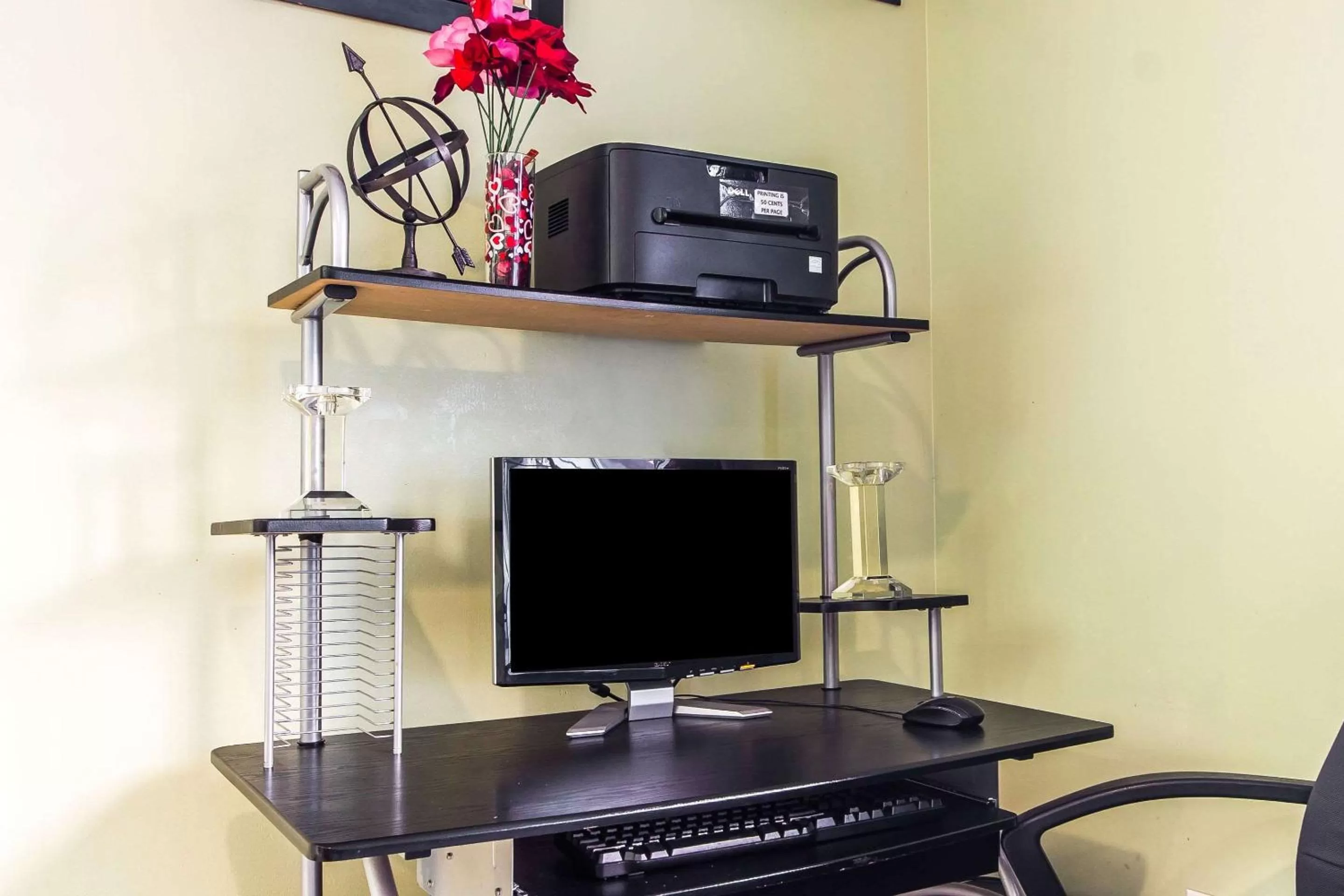 On site in Rodeway Inn & Suites Hayward - Oakland South