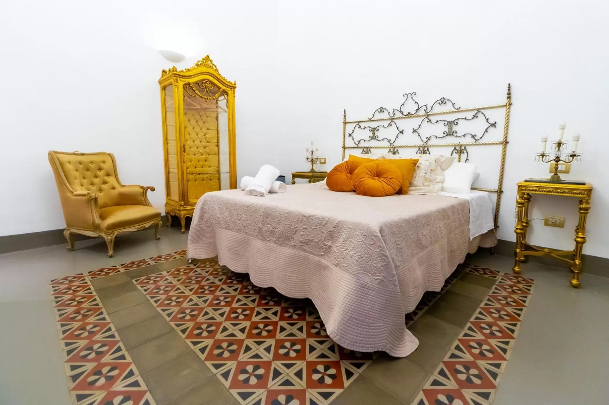 Bedroom in Pupi e Pupari