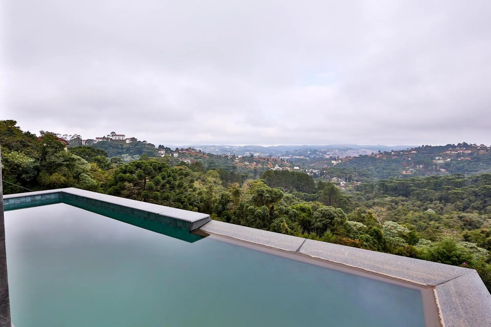 Swimming pool in Carpe Diem Boutique e Spa