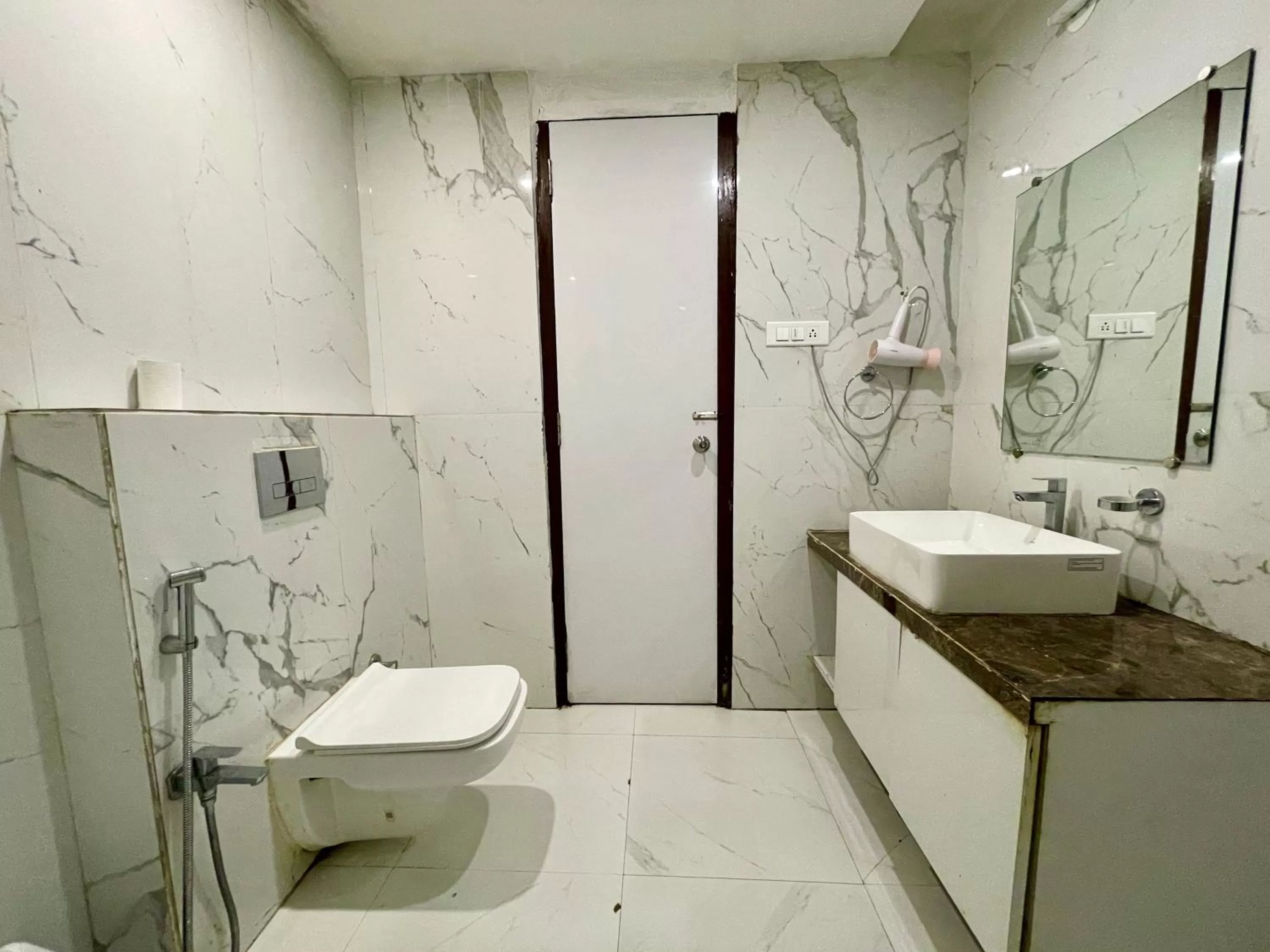 Shower, Bathroom in Hotel TBS sea view ! Puri