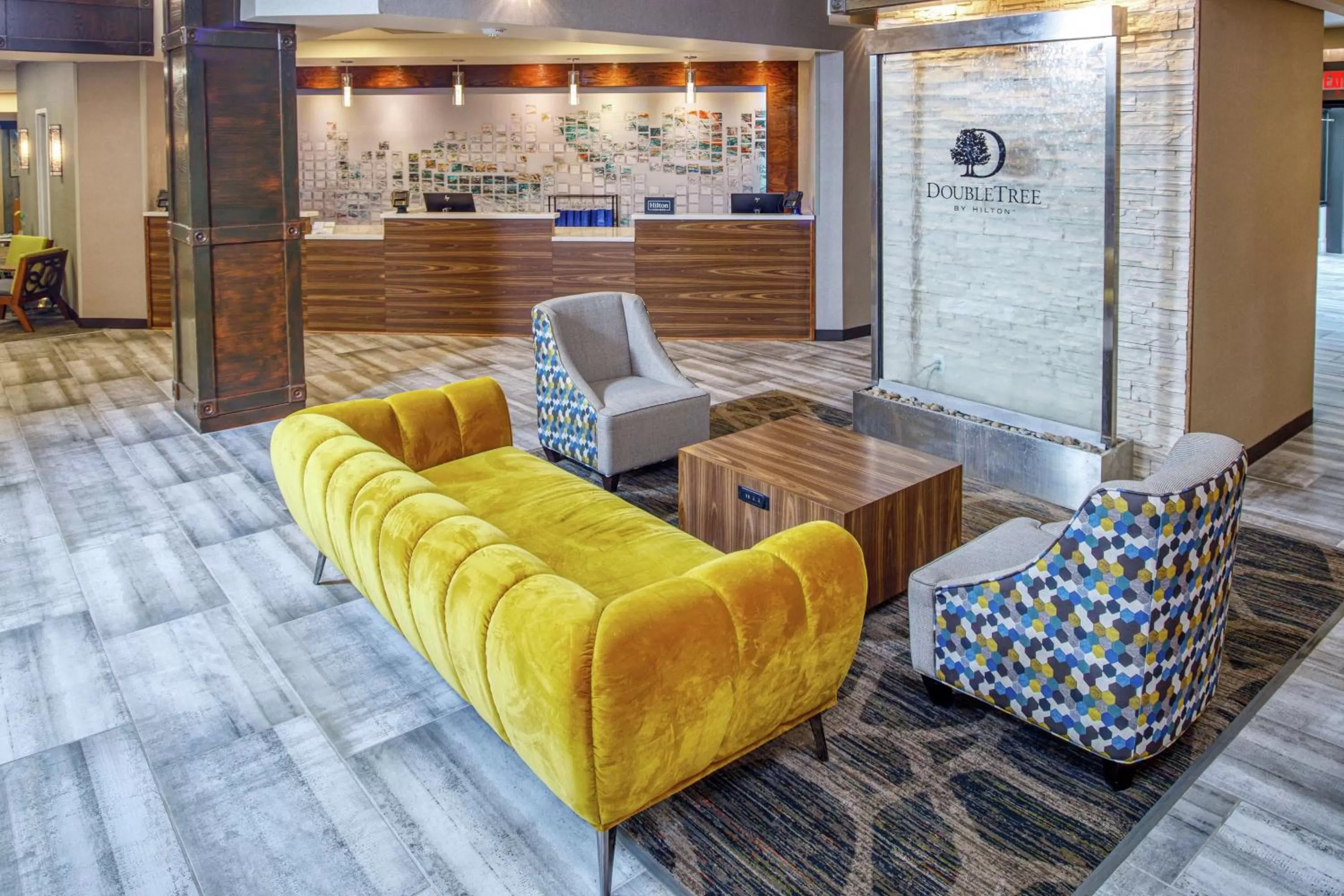 Lobby or reception in DoubleTree by Hilton Appleton, WI