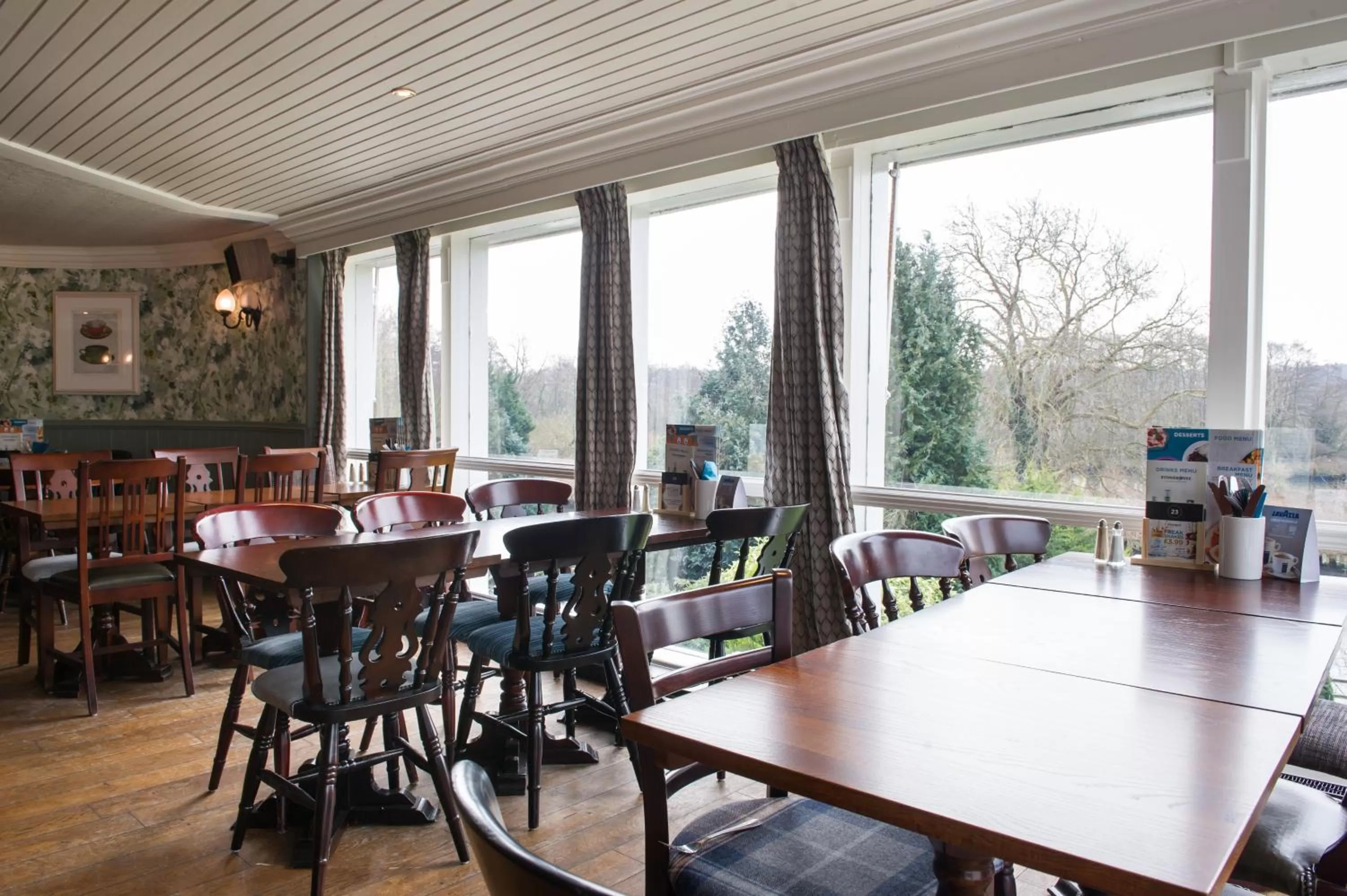 Restaurant/places to eat in The Town House by Innkeeper's Collection