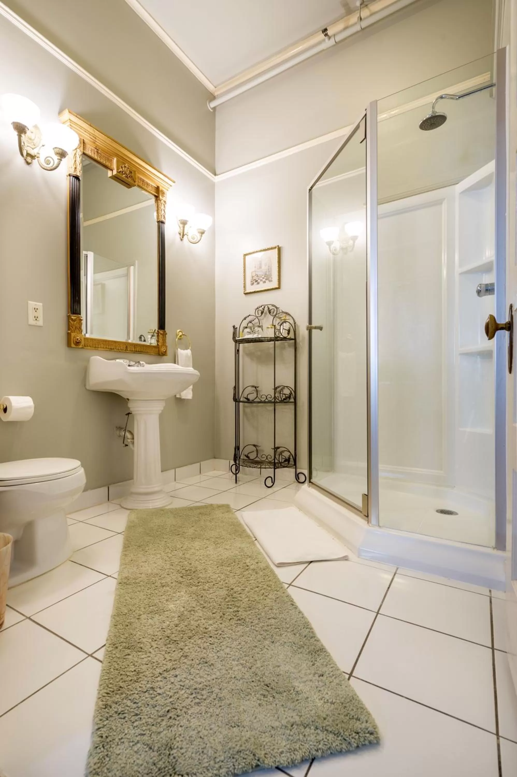 Bathroom in Historic Michabelle Inn