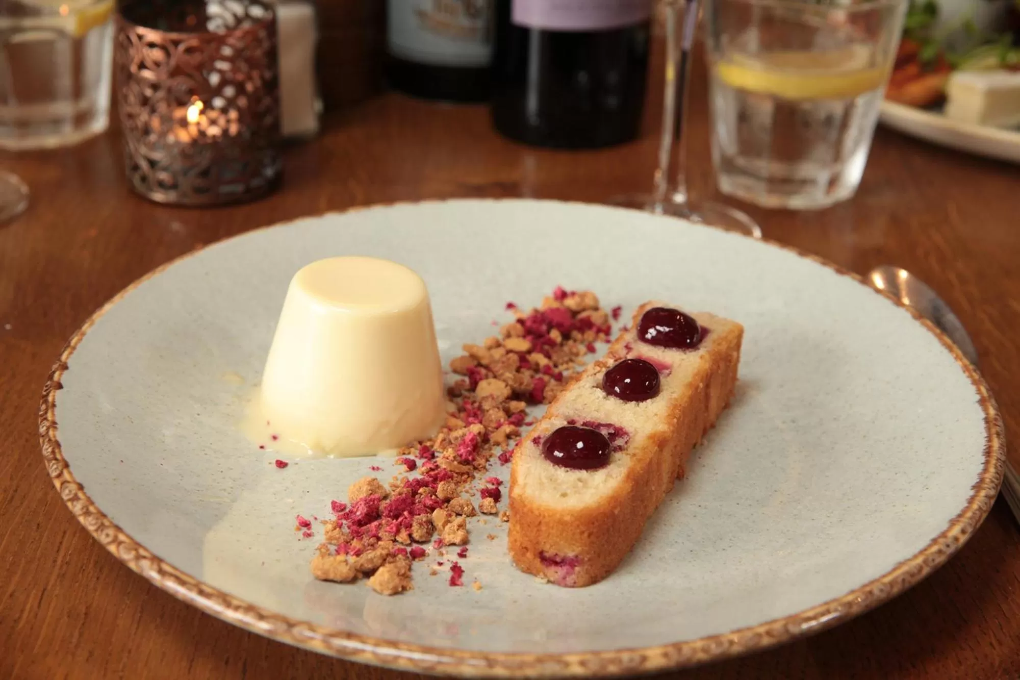 Food and drinks in The Erskine Arms