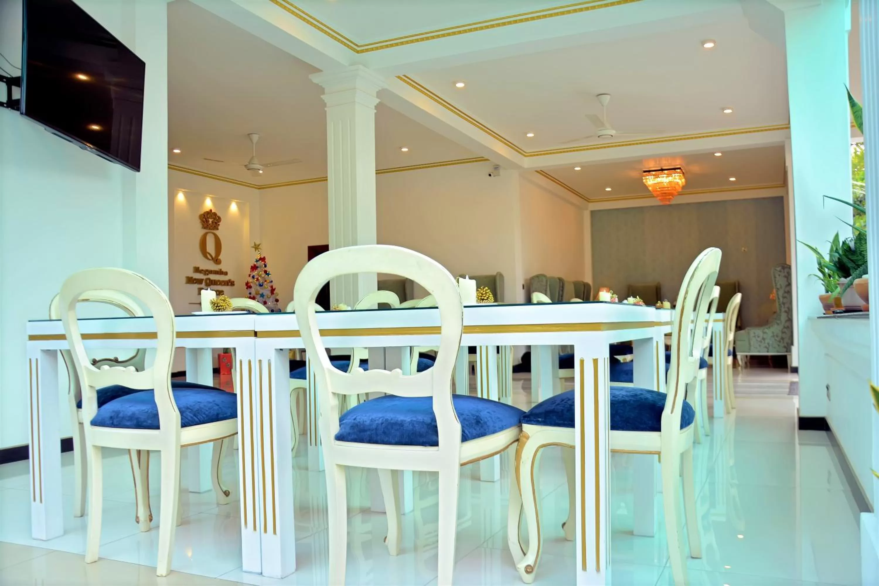 Seating area in Negombo New Queen's Palace