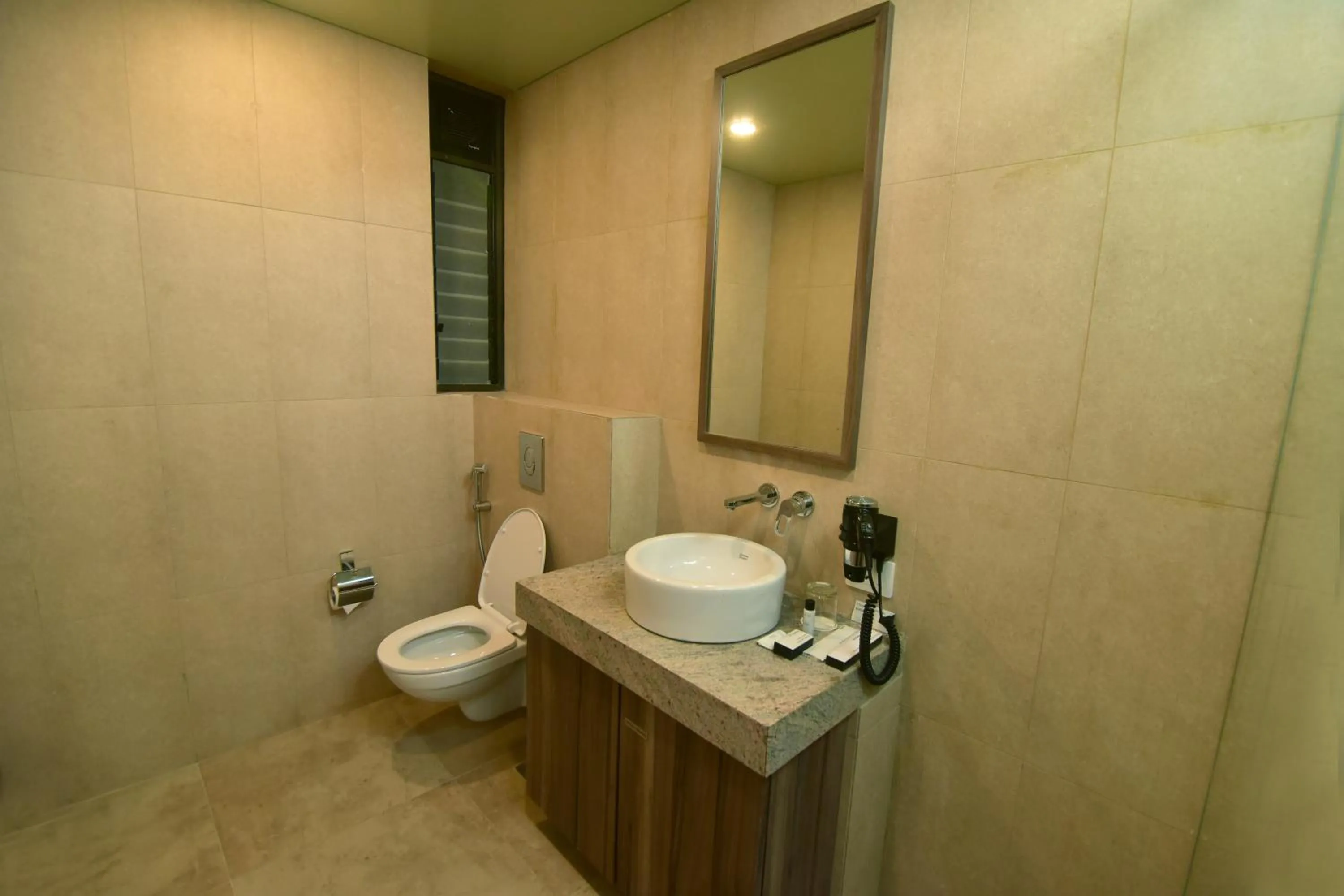 Shower in Oxford Golf Resort