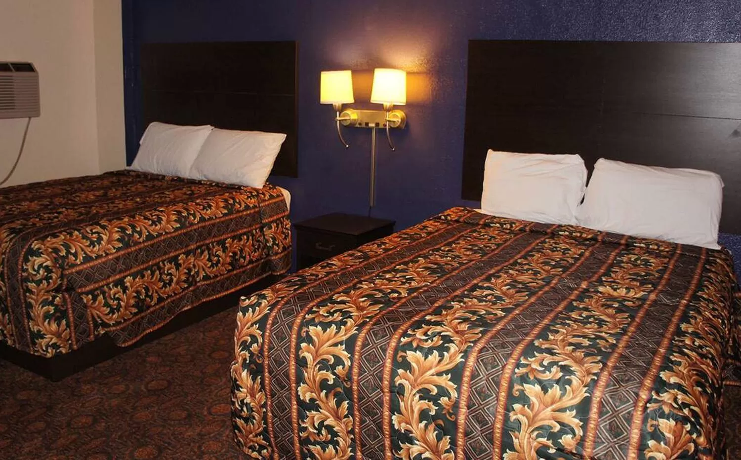 View (from property/room), Bed in Coratel Inn & Suites by Jasper Waite Park