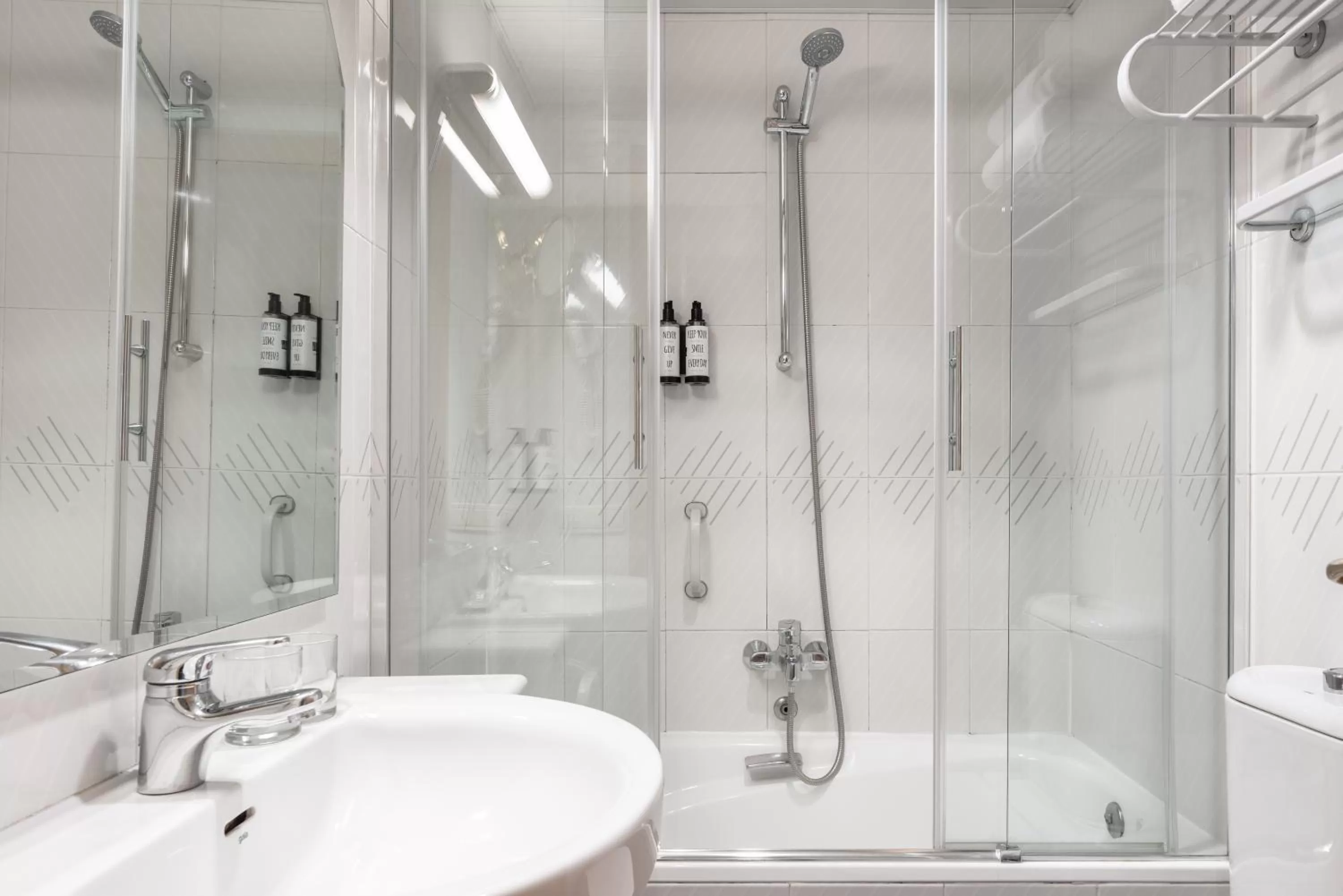 Bathroom in Crisol Almirante Bonifaz