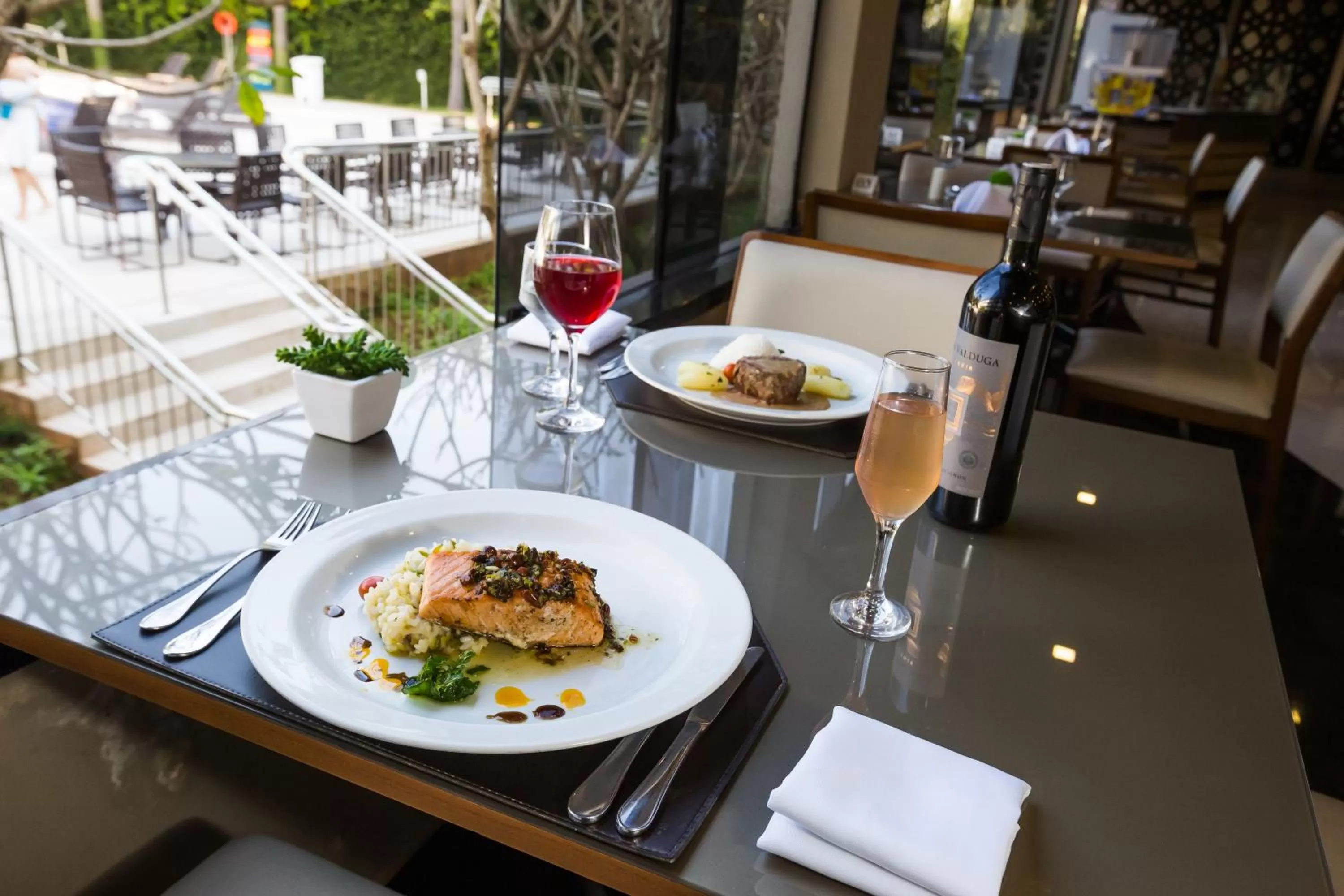 Meals in Viale Cataratas Hotel & Eventos