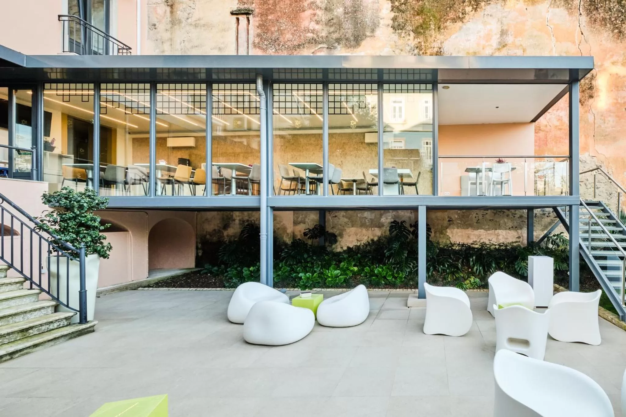 Patio in Sintra Bliss Hotel
