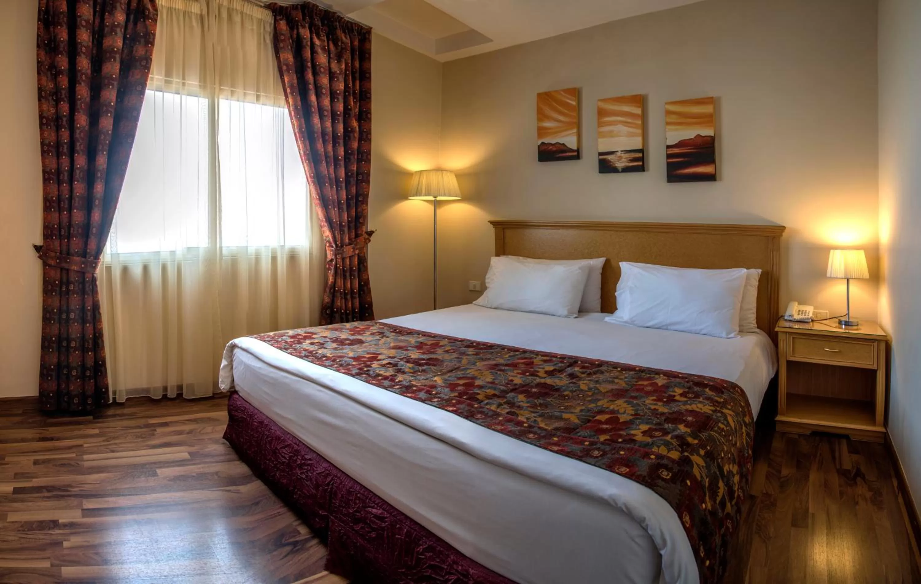 Bed in Bella Riva Hotel