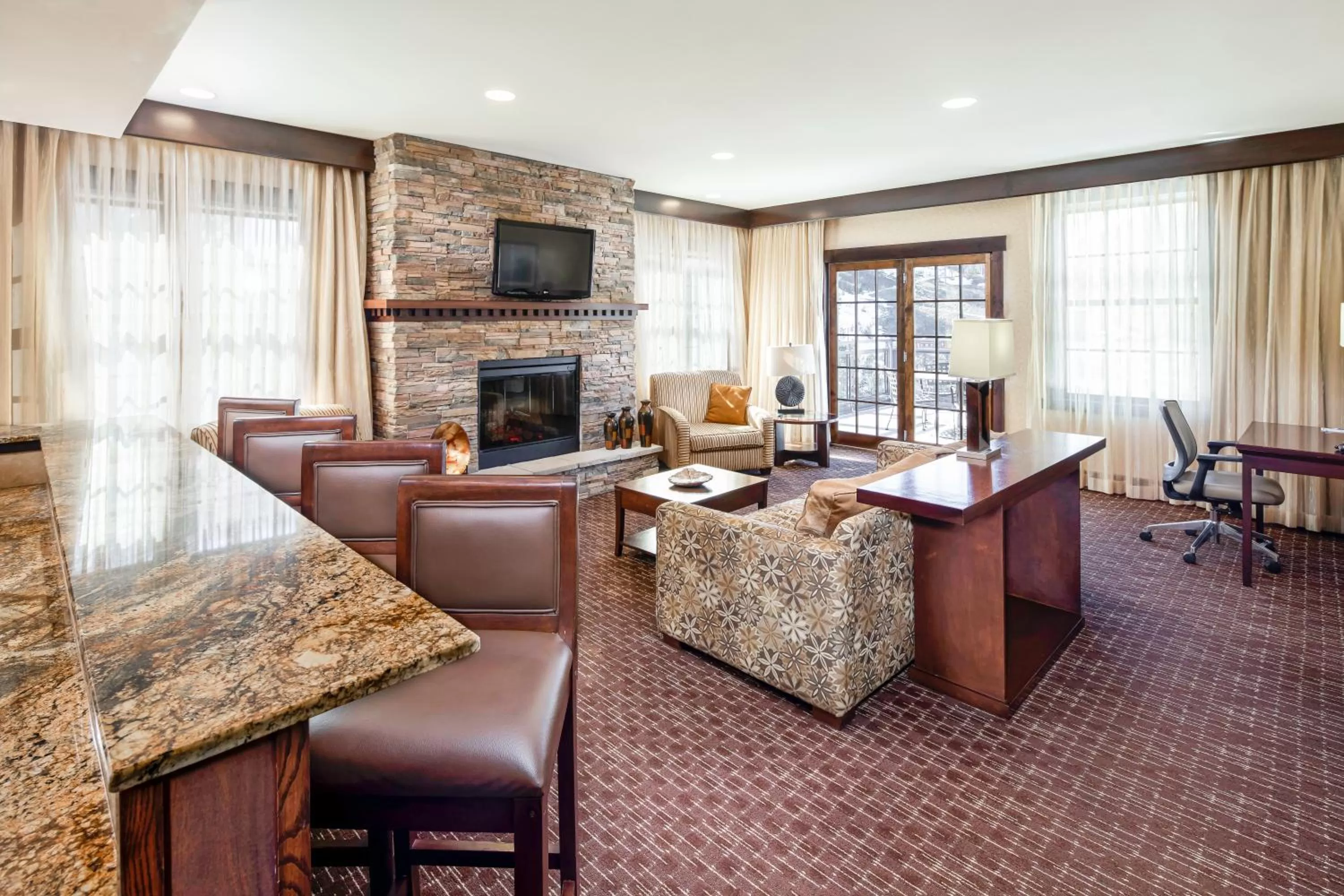 Photo of the whole room in Holiday Inn Resort Deadwood Mountain Grand by IHG