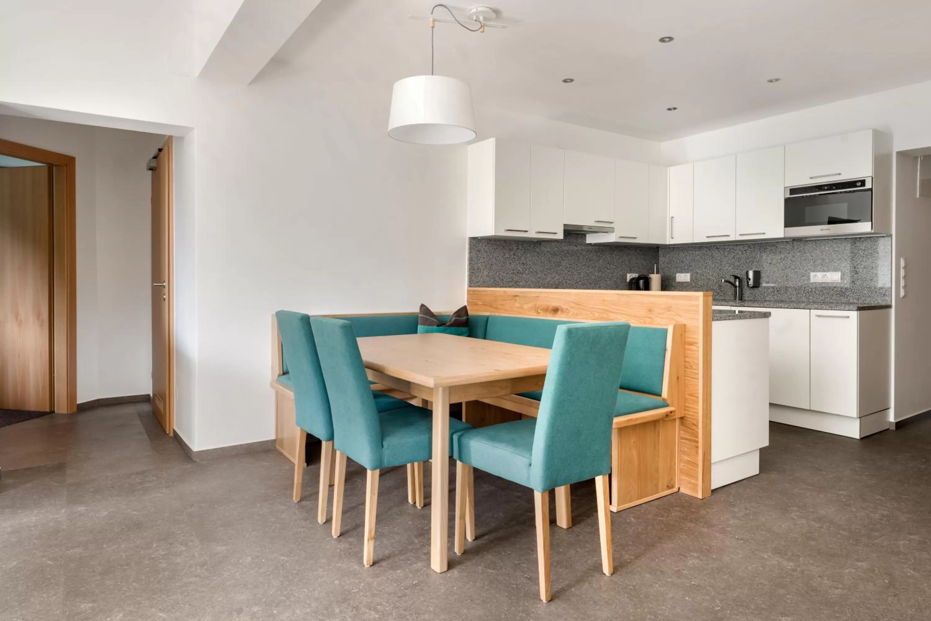 One-Bedroom Apartment in Alpine Club