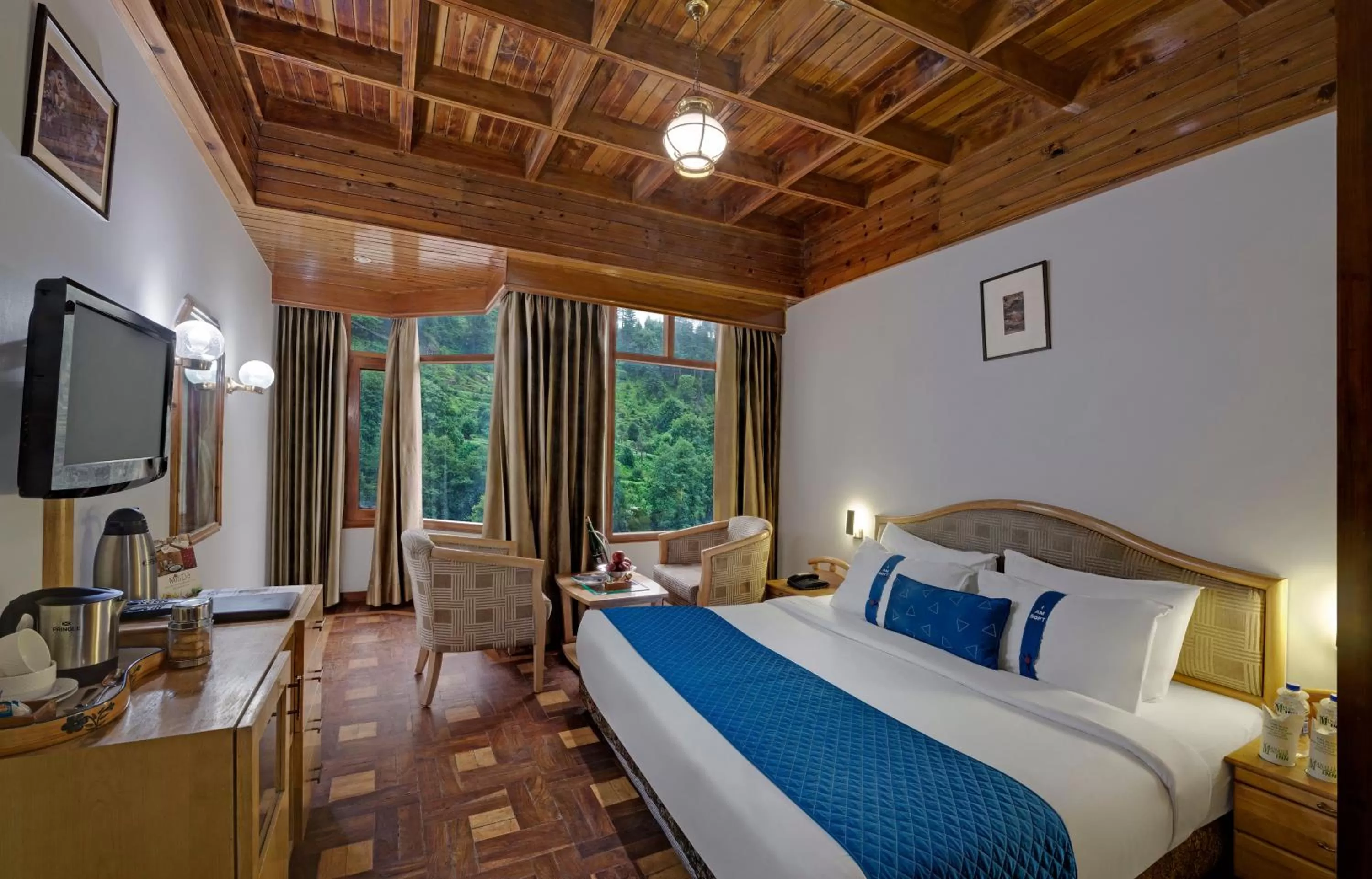 Mountain view, Bed in Bravia Hotel Manali Inn