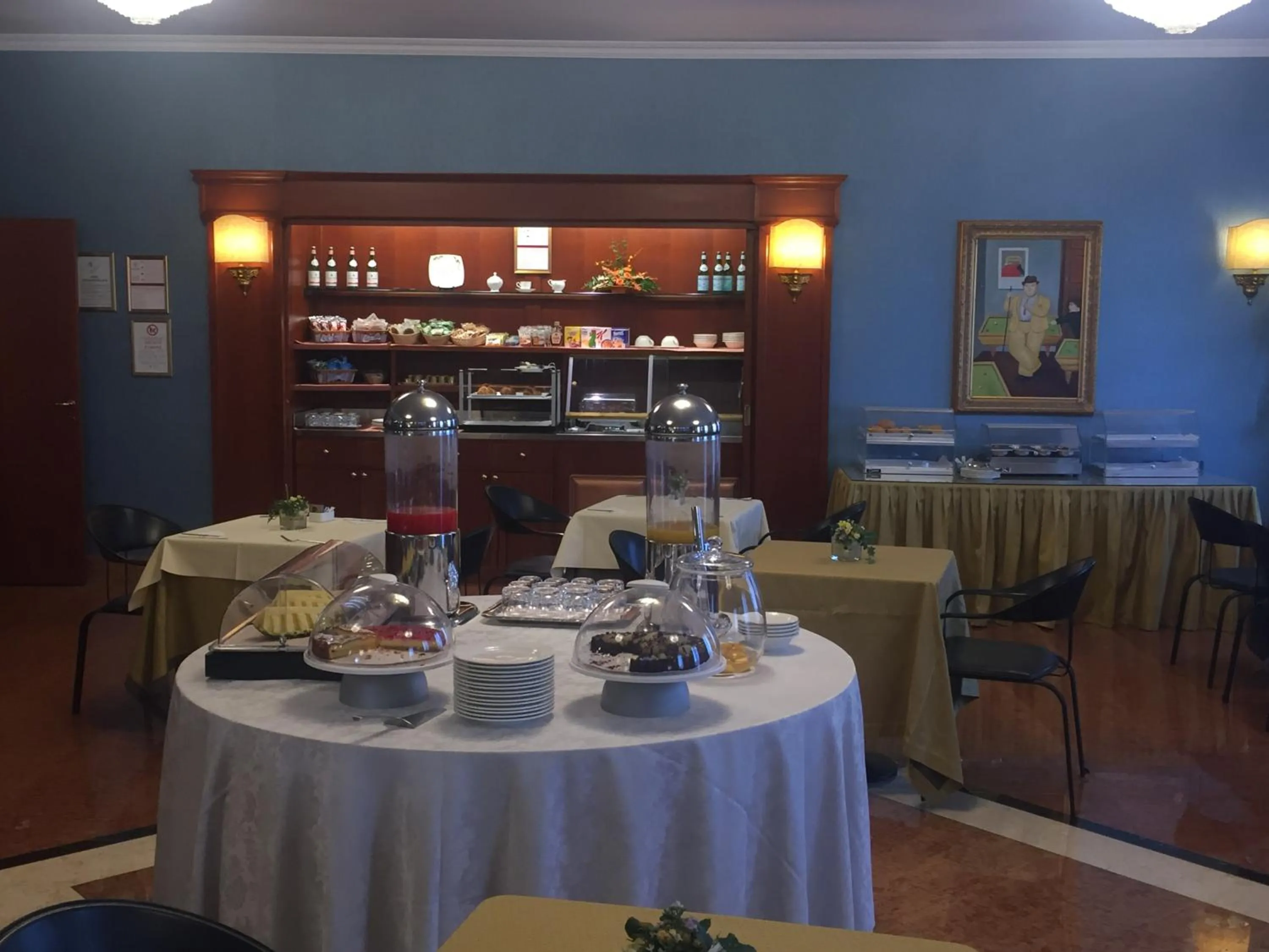 Restaurant/places to eat in Hotel Motel Luna