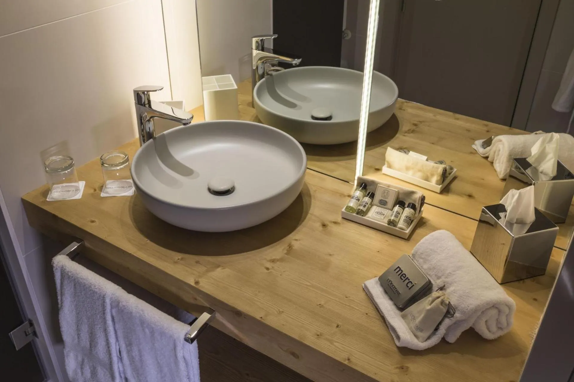 Deluxe Double or Twin Room in Park Piolets MountainHotel & Spa