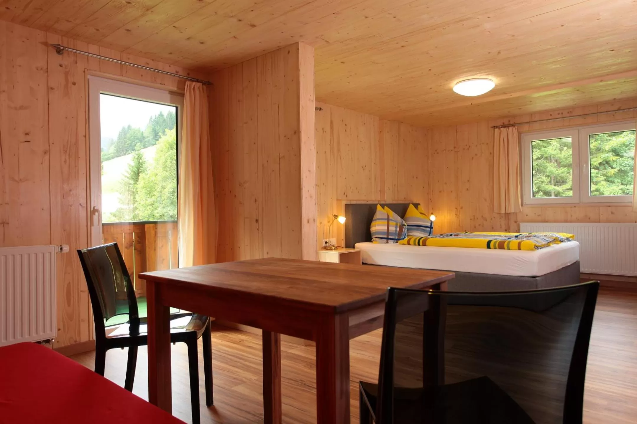 Photo of the whole room in Haus Derra