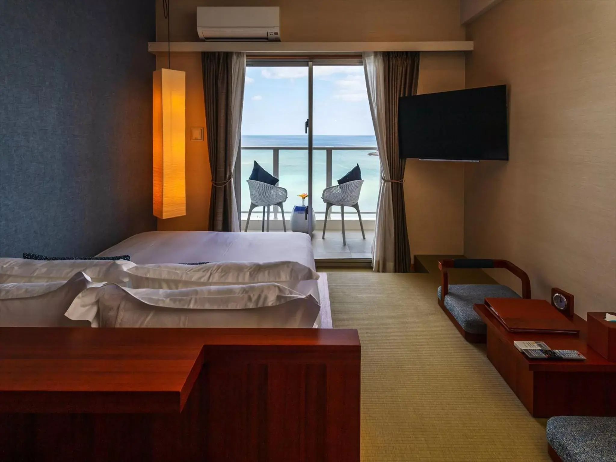 Luxury Double Room (9F~11F) in oile by DSH Resorts Luxury Double Room (9F~11F) in oile by DSH Resorts
