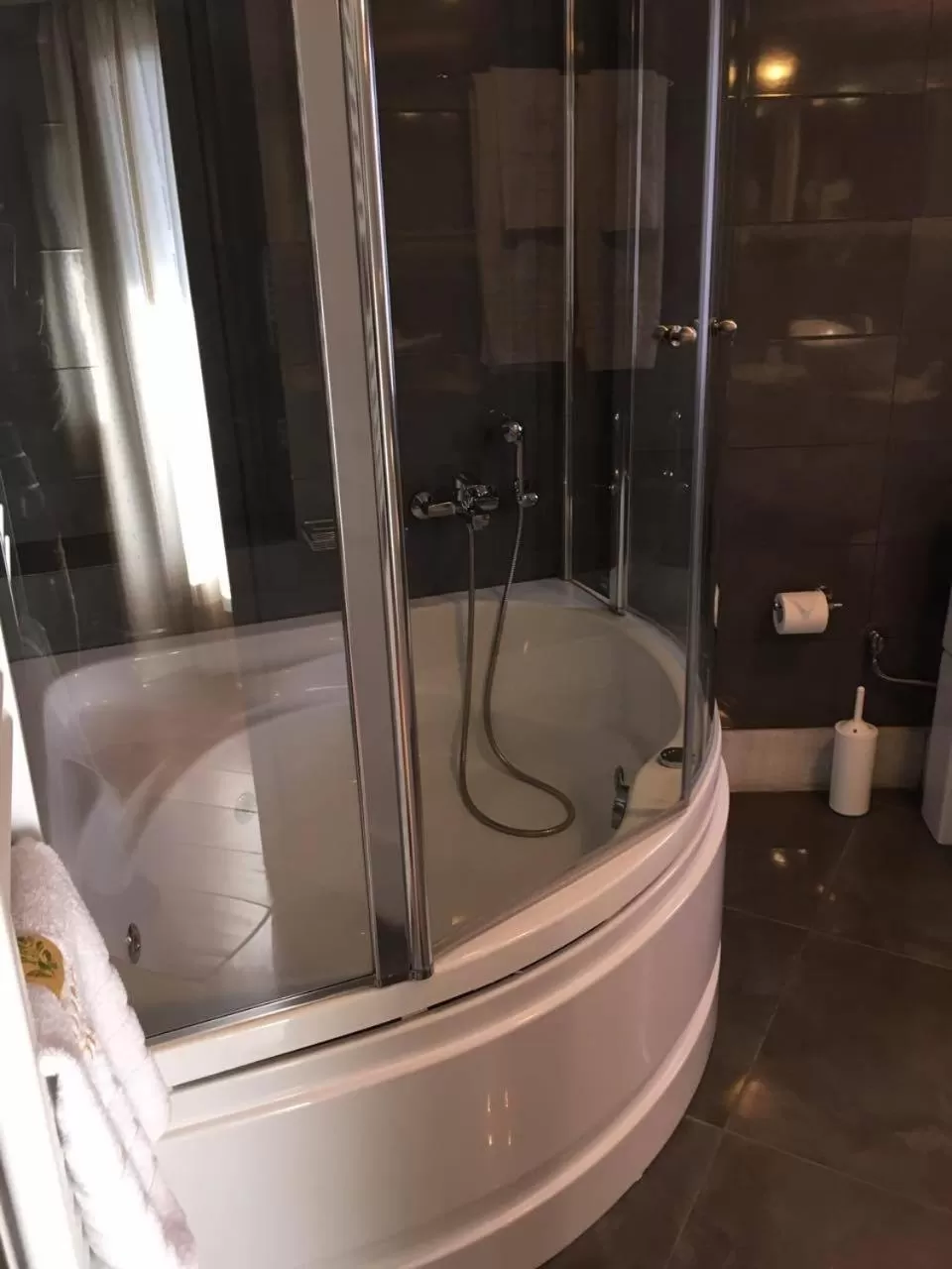 Bathroom in Ellinon Thea Arachova