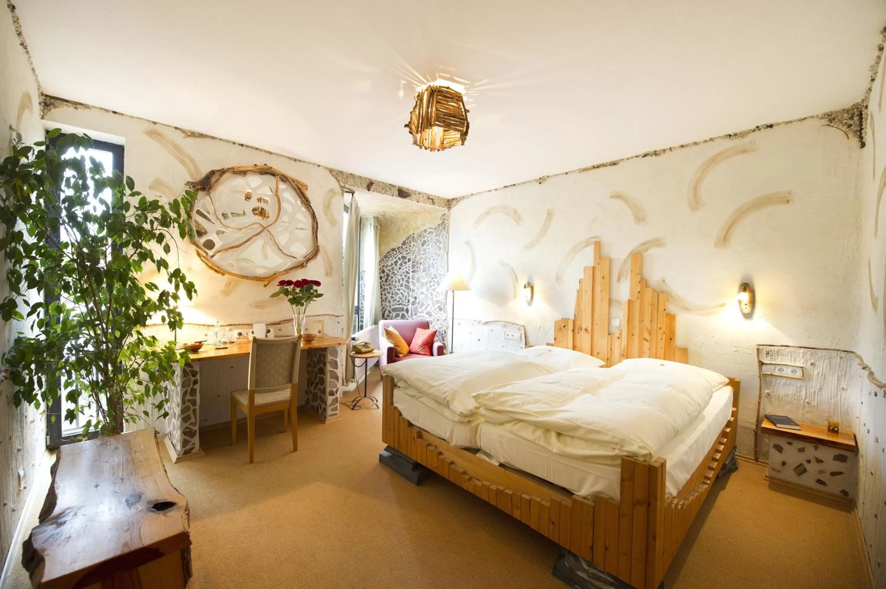 Photo of the whole room, Bed in Hotel Goldflair am Rathaus