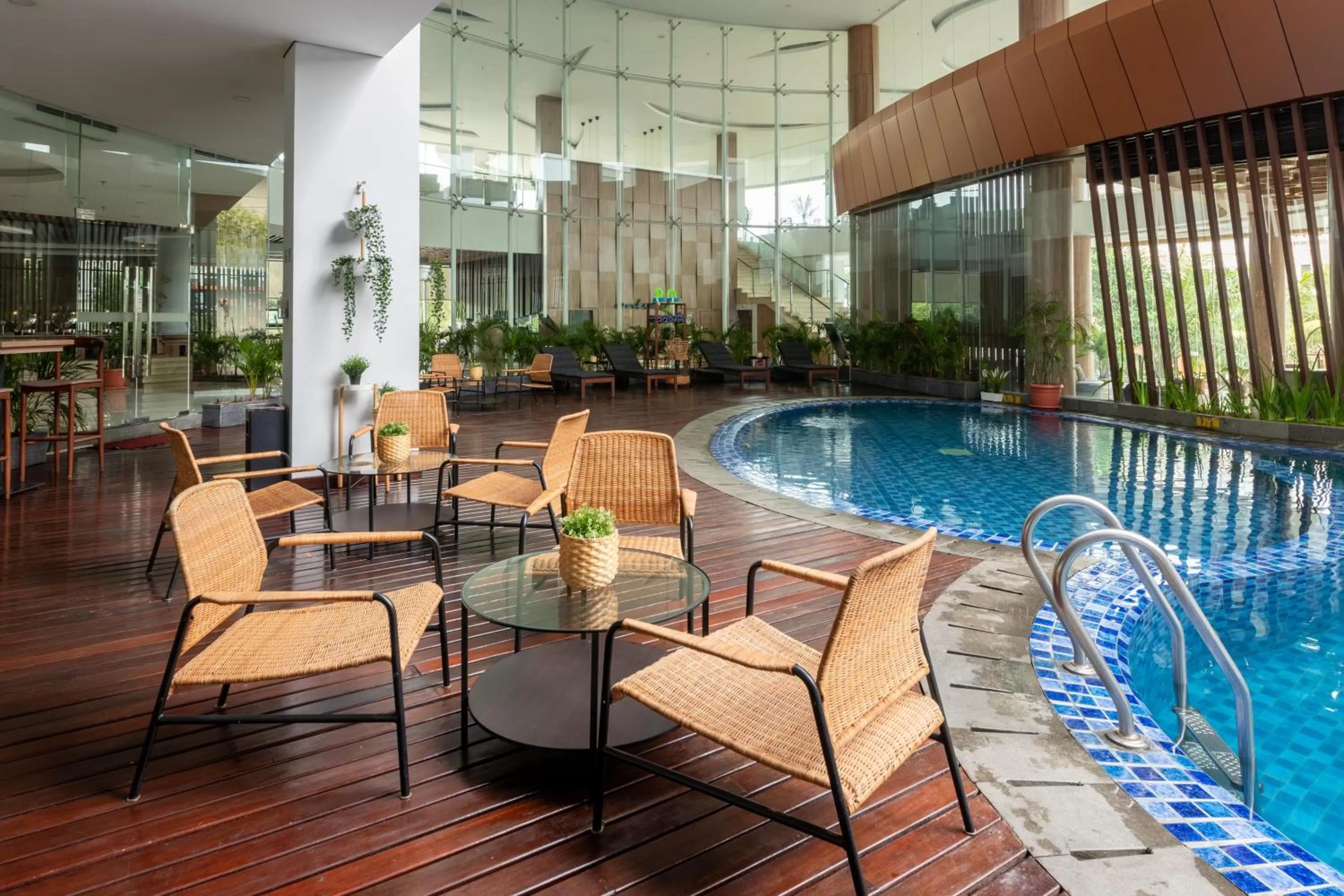 Swimming pool in Antero Hotel Jababeka Cikarang
